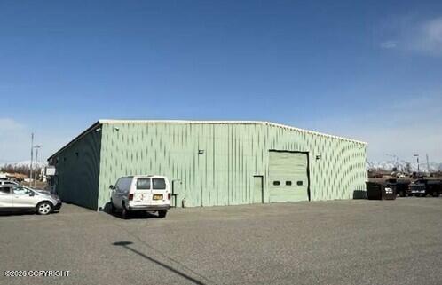 1960 E Industrial Drive Property Photo 6
