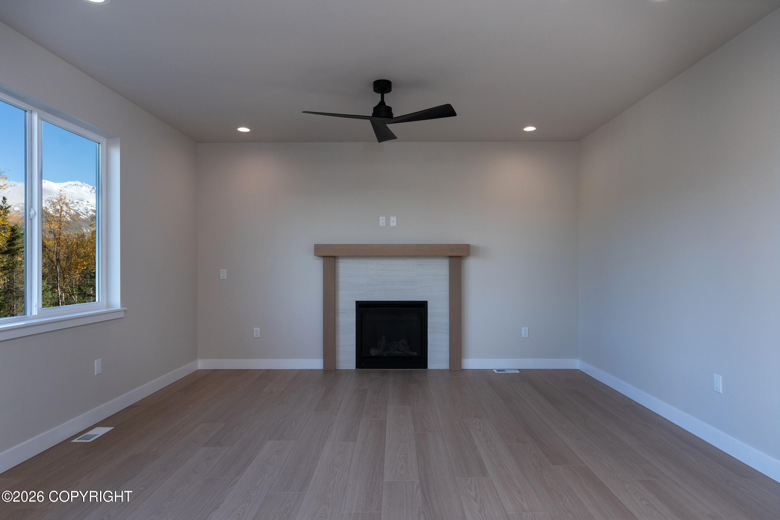 17953 Rivervista Road Property Photo 3