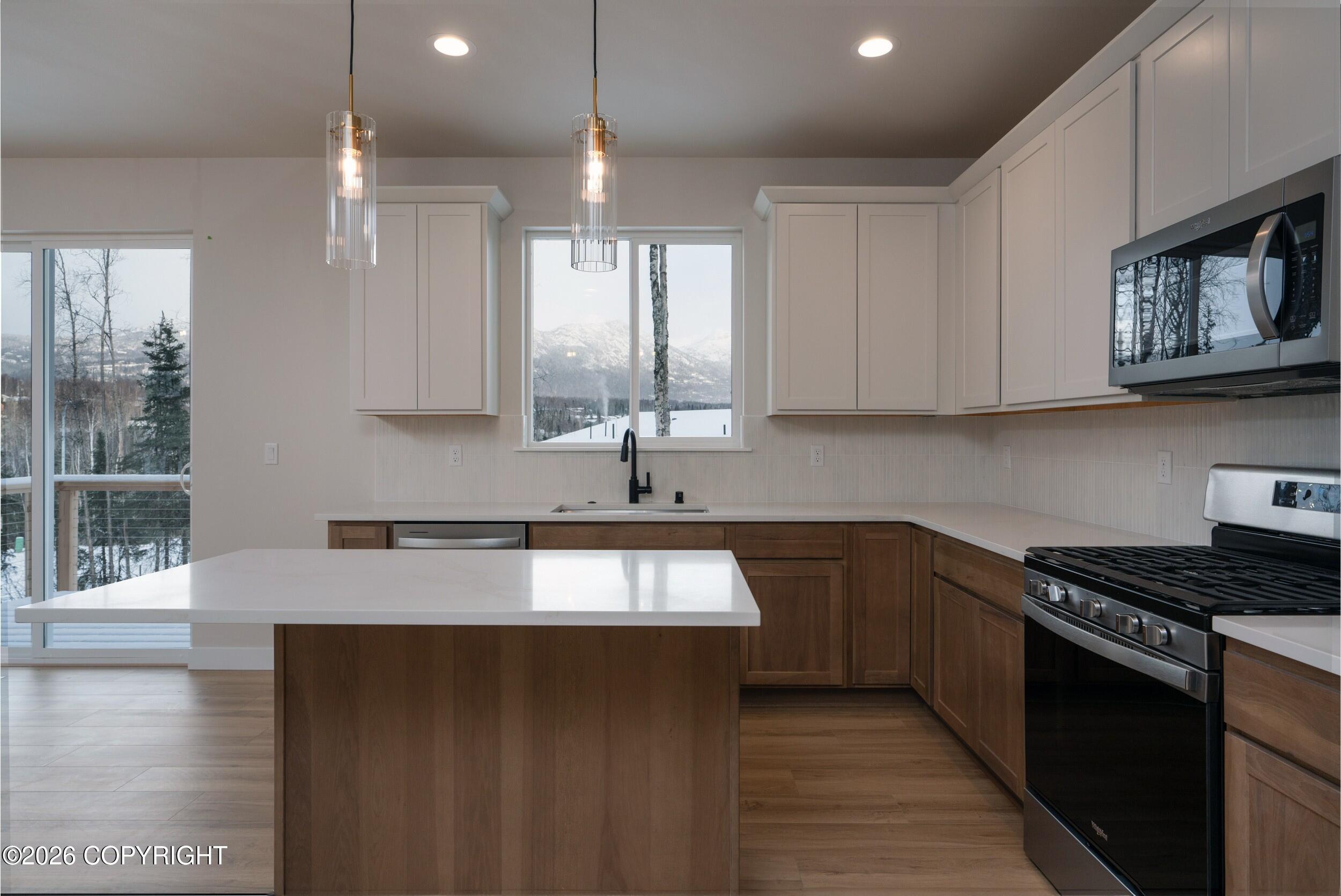 17953 Rivervista Road Property Photo 14