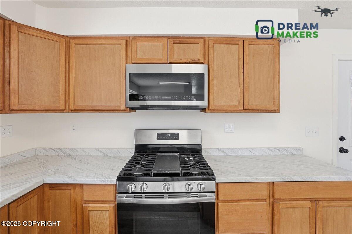 45609 Holt Lamplight Road Property Photo 14