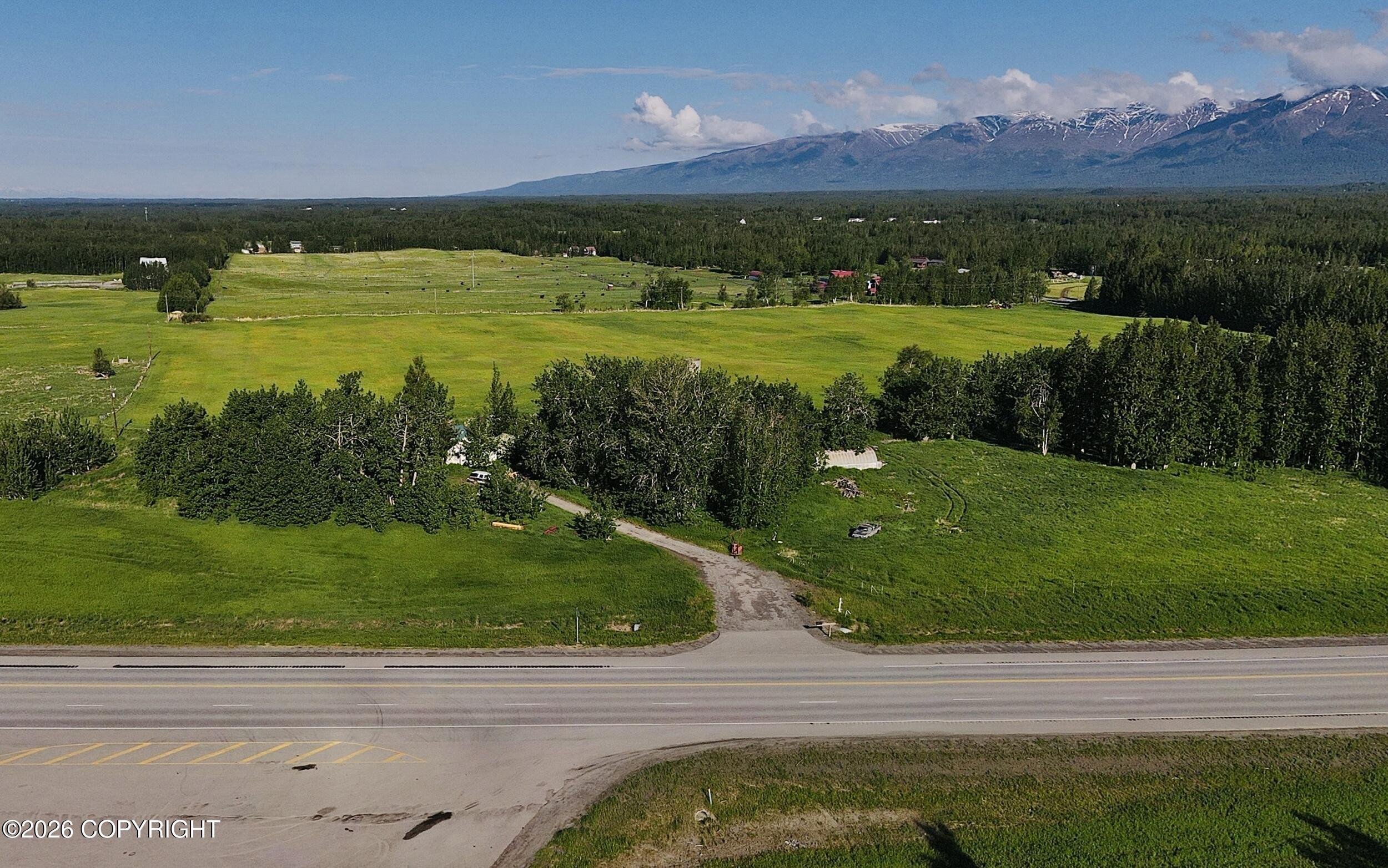 4450 N Glenn Highway Property Photo 2