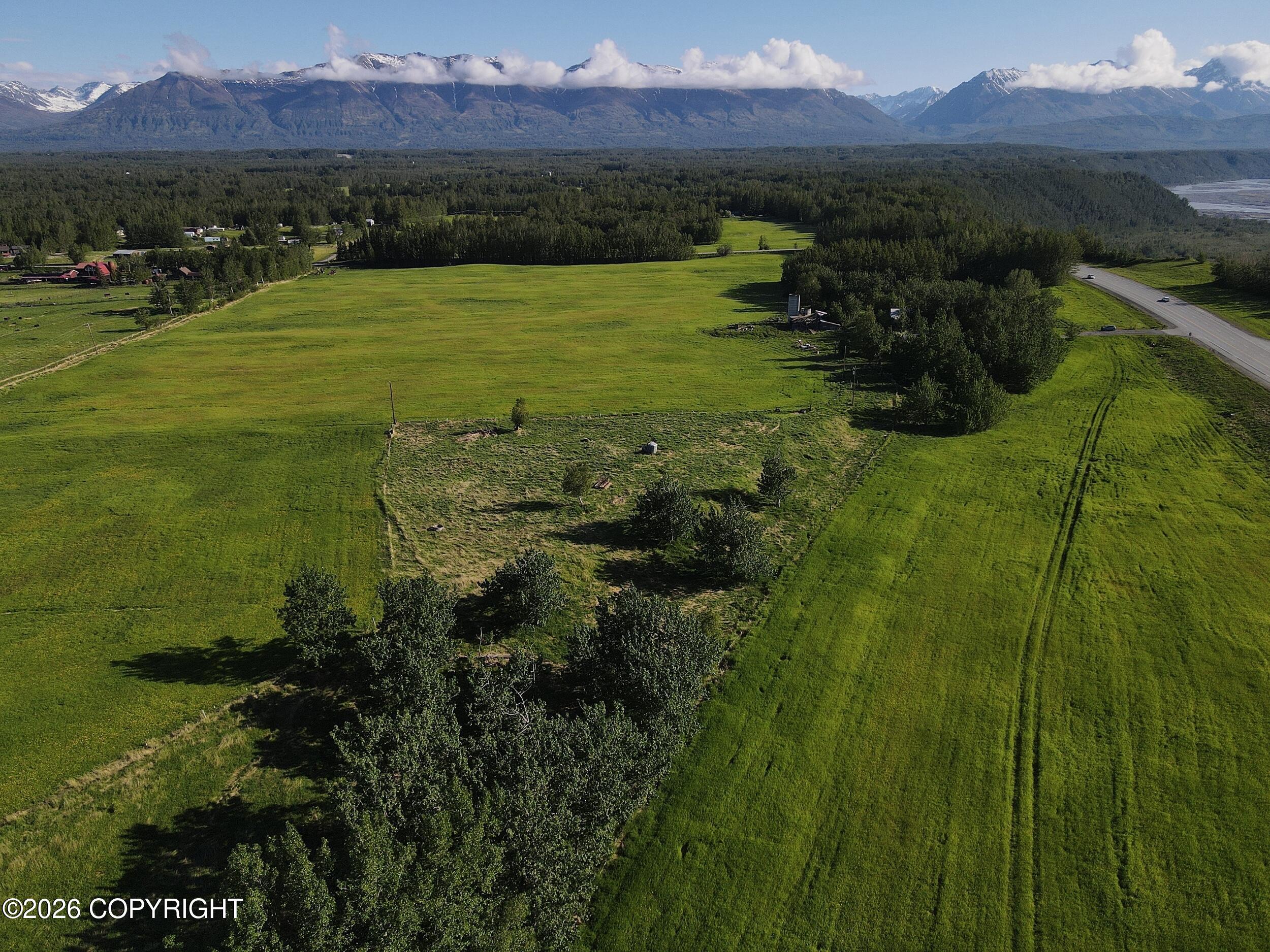 4450 N Glenn Highway Property Photo 6