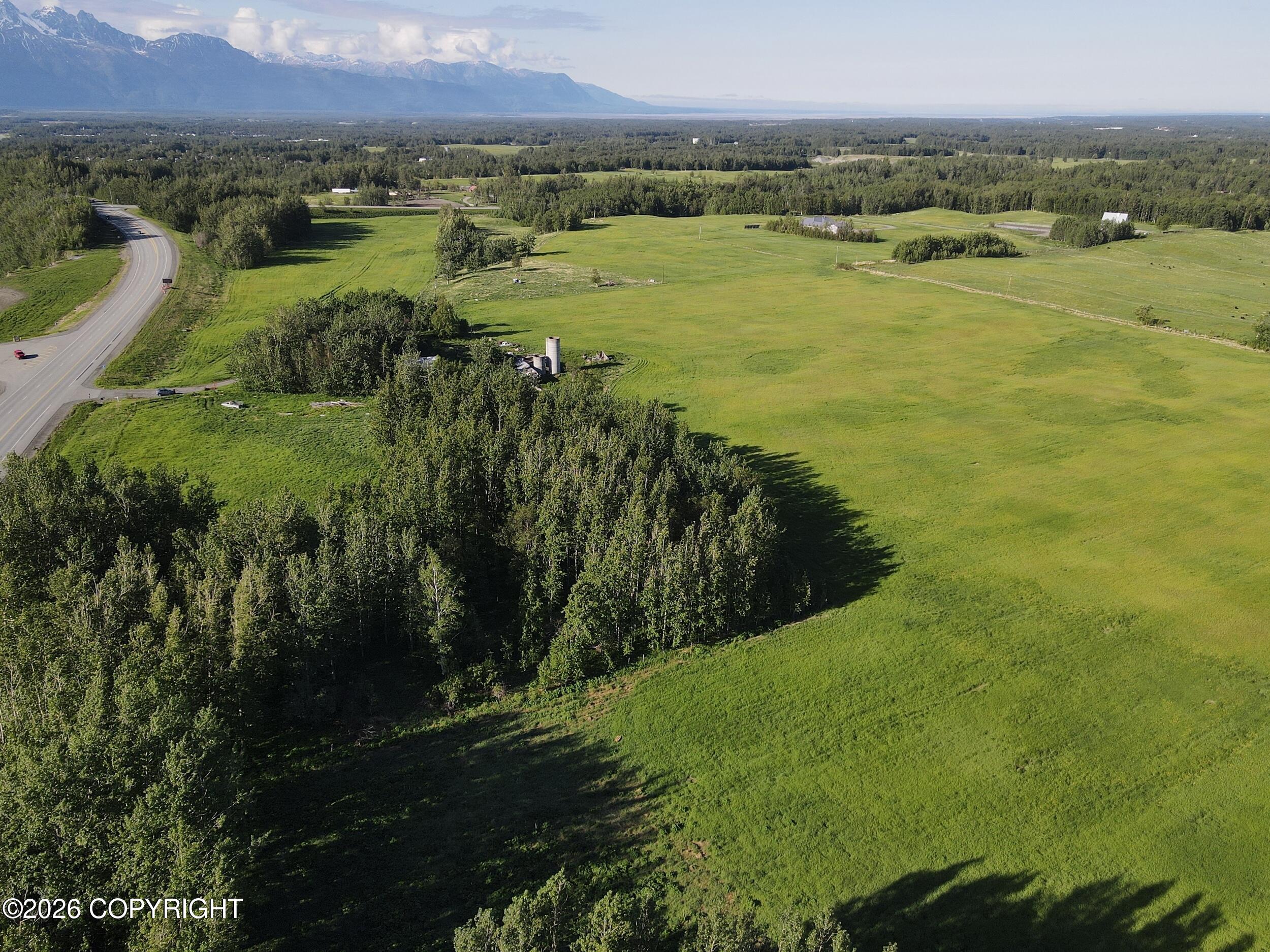 4450 N Glenn Highway Property Photo 14