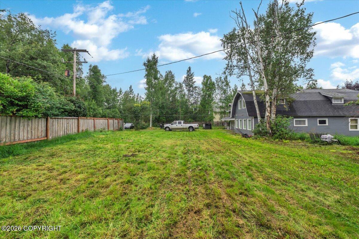 22970 Needels Loop Property Photo 7