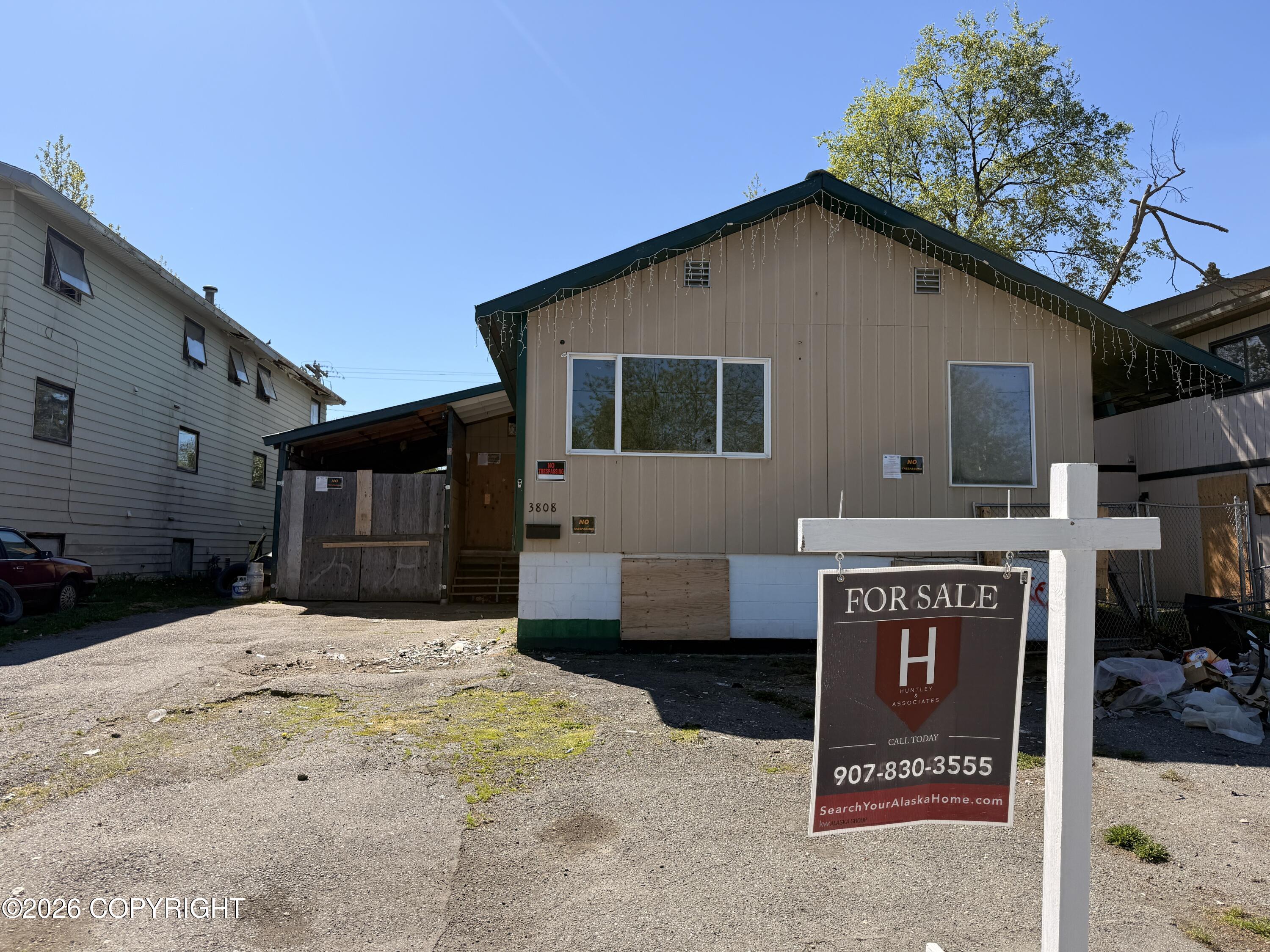 3808 Peterkin Avenue Property Photo 3