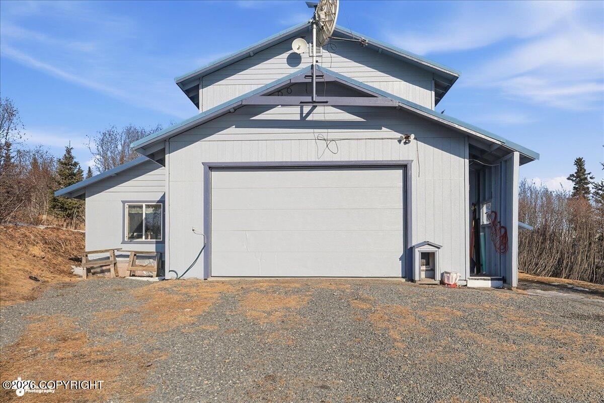 53498 E East End Road Property Photo 5