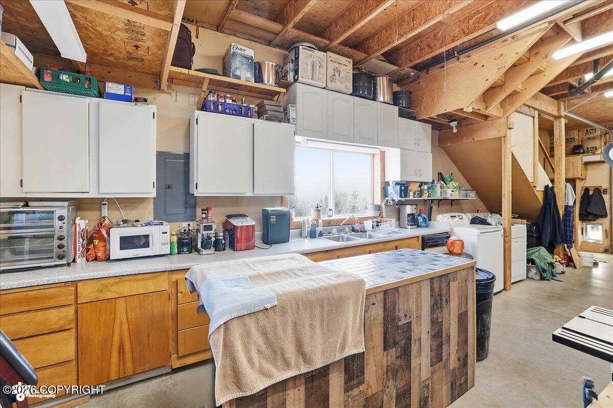 53498 E East End Road Property Photo 34