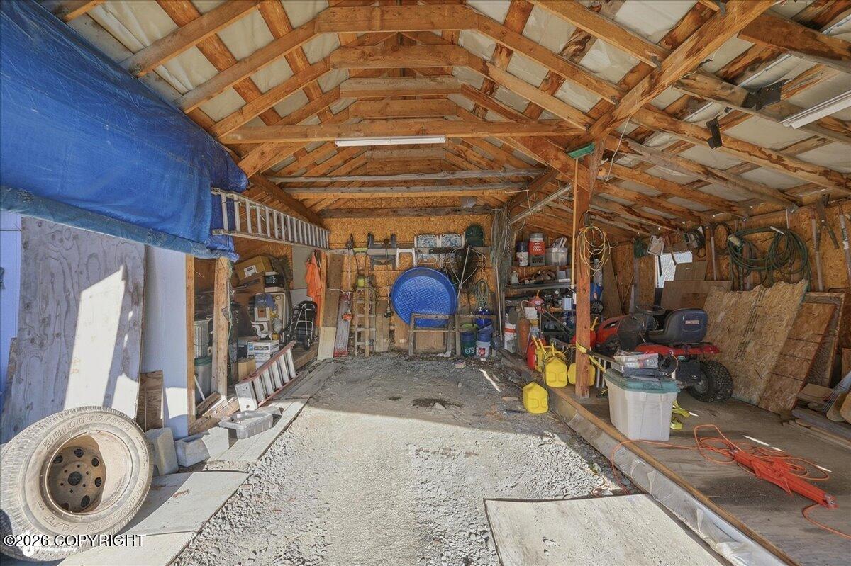 53498 E East End Road Property Photo 40