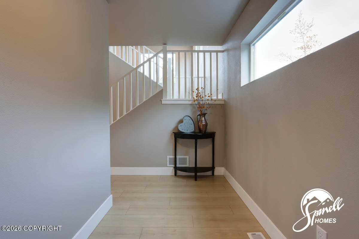 L20 N Moraine Circle Property Photo 4