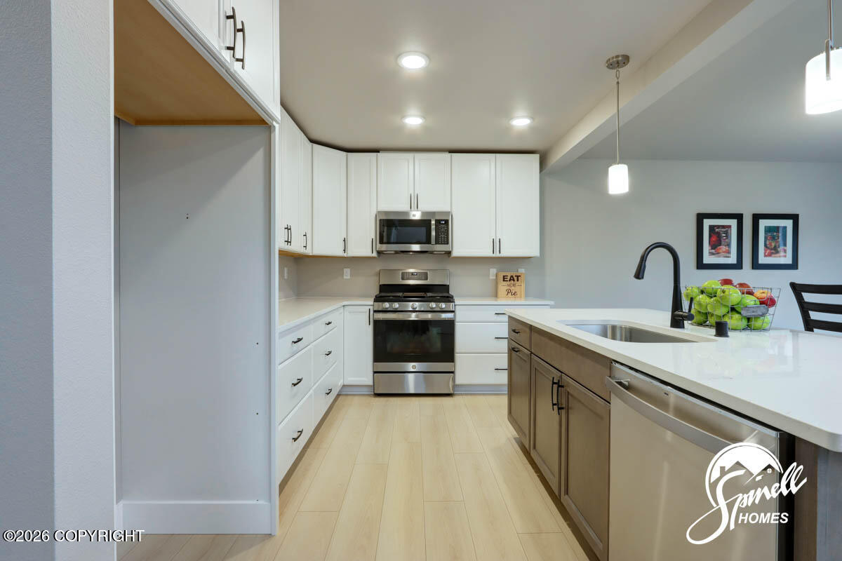 L20 N Moraine Circle Property Photo 23