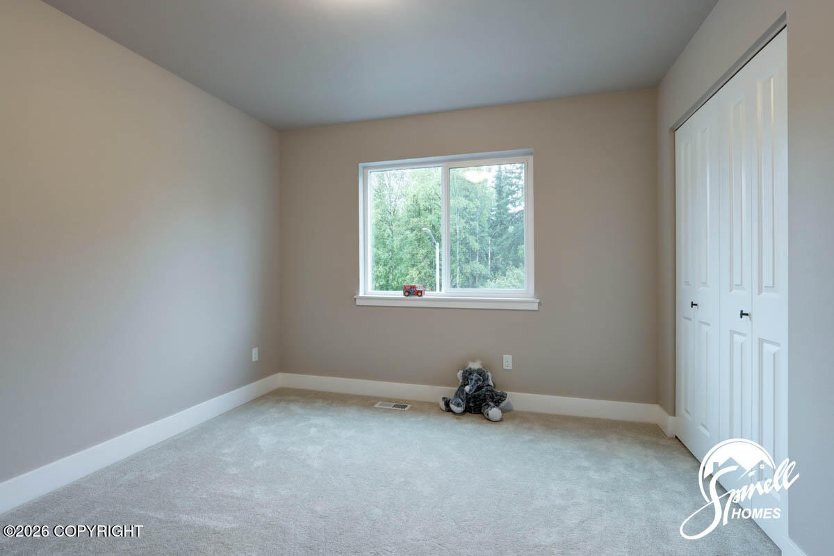 L20 N Moraine Circle Property Photo 38