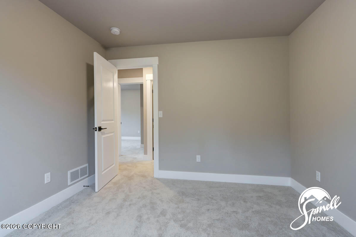 L20 N Moraine Circle Property Photo 39