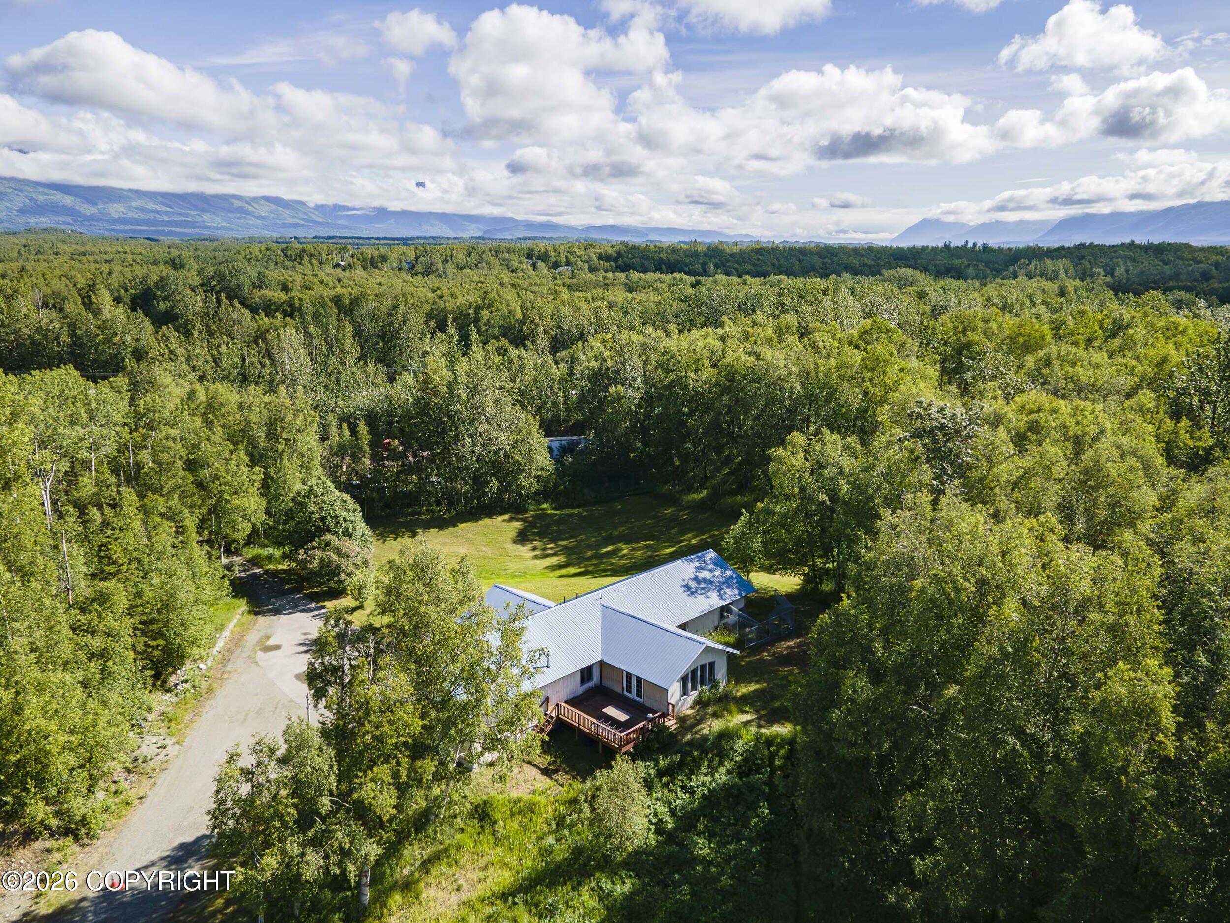 5747 N Cunningham Road Property Photo 18
