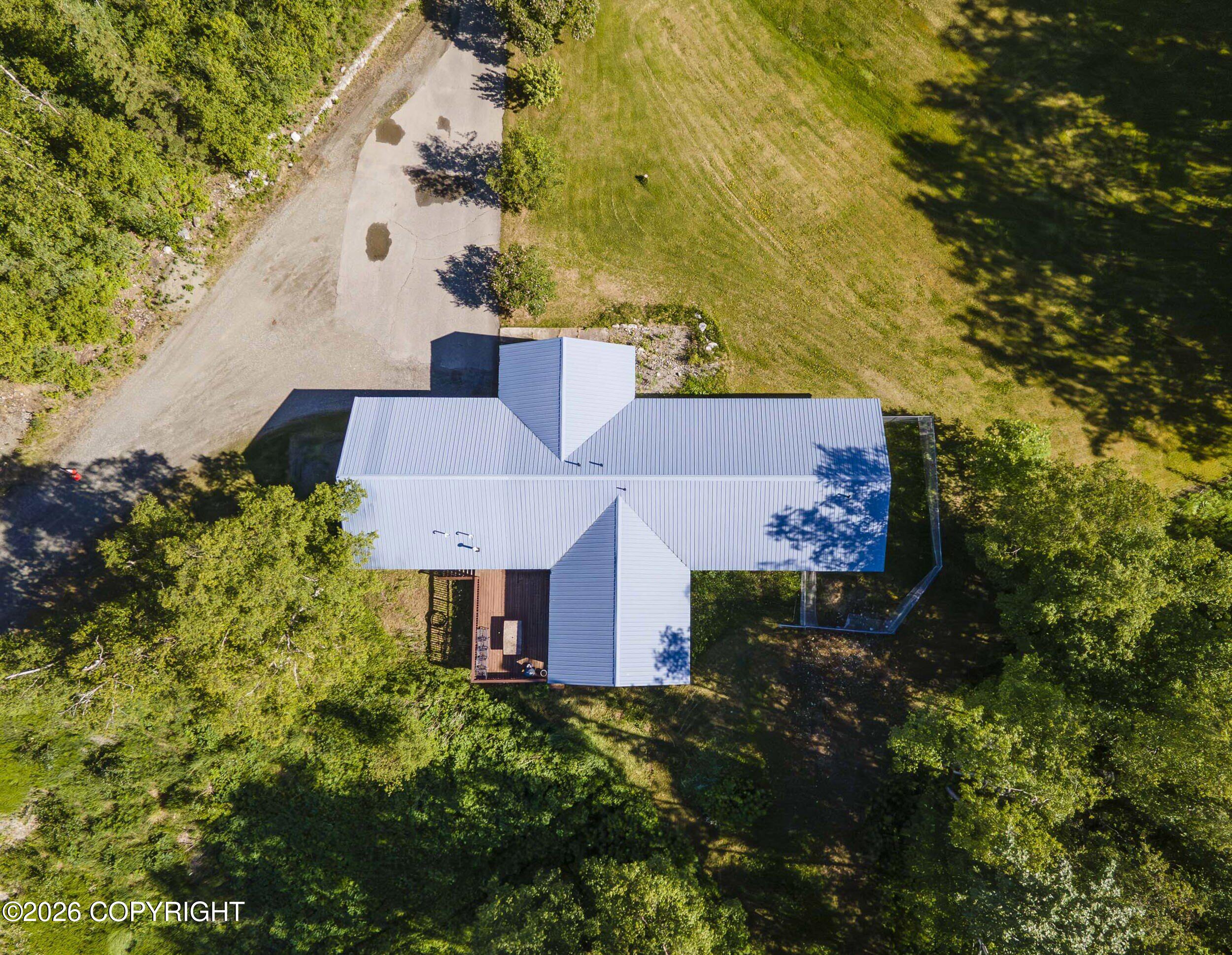 5747 N Cunningham Road Property Photo 19