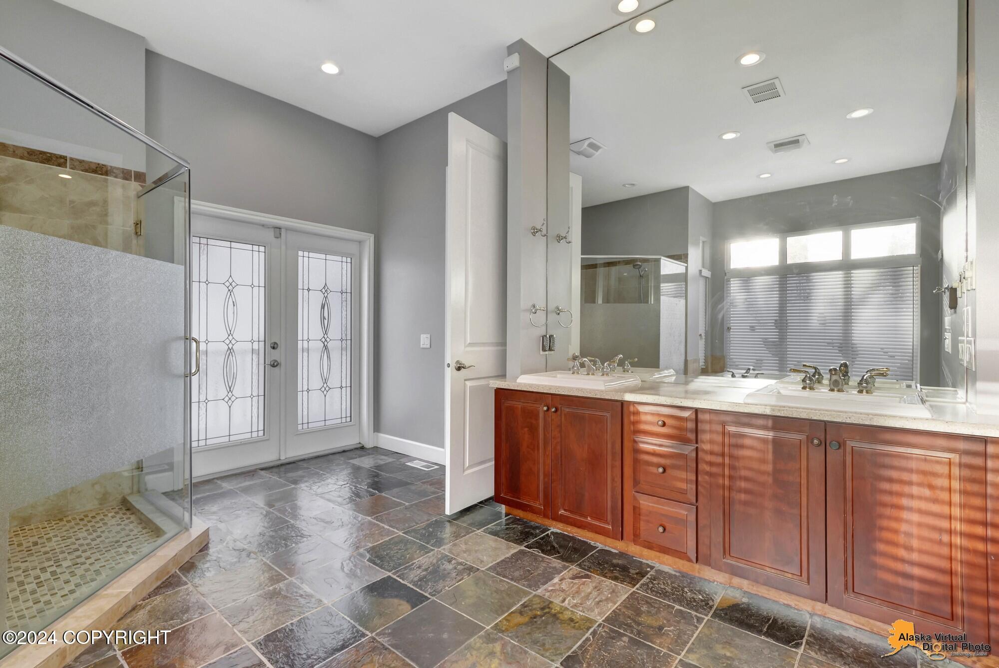 8100 Sky Mountain Lane Property Photo 15