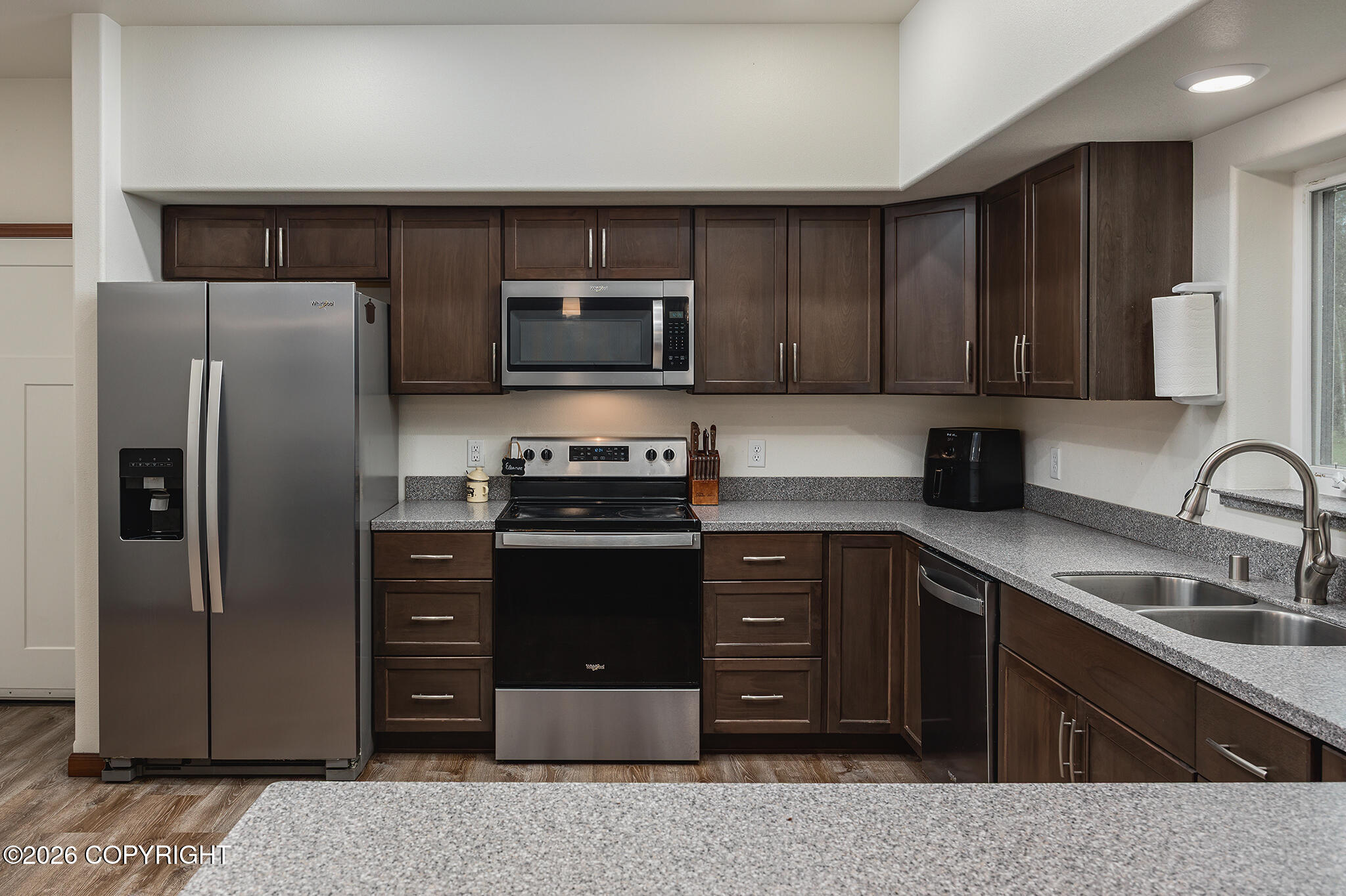 1215 Groundsel Avenue Property Photo 4