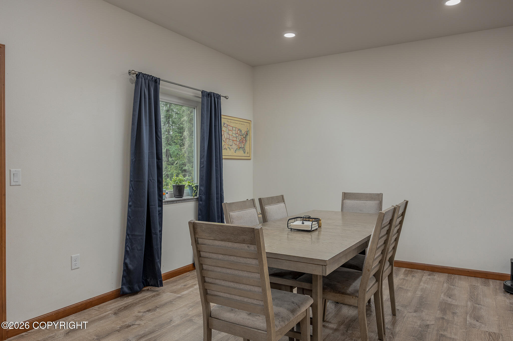 1215 Groundsel Avenue Property Photo 7