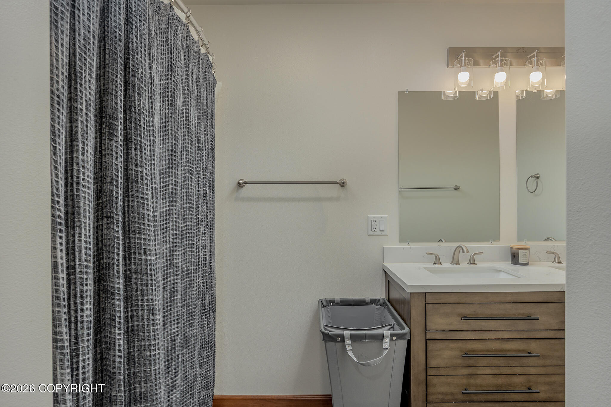 1215 Groundsel Avenue Property Photo 17