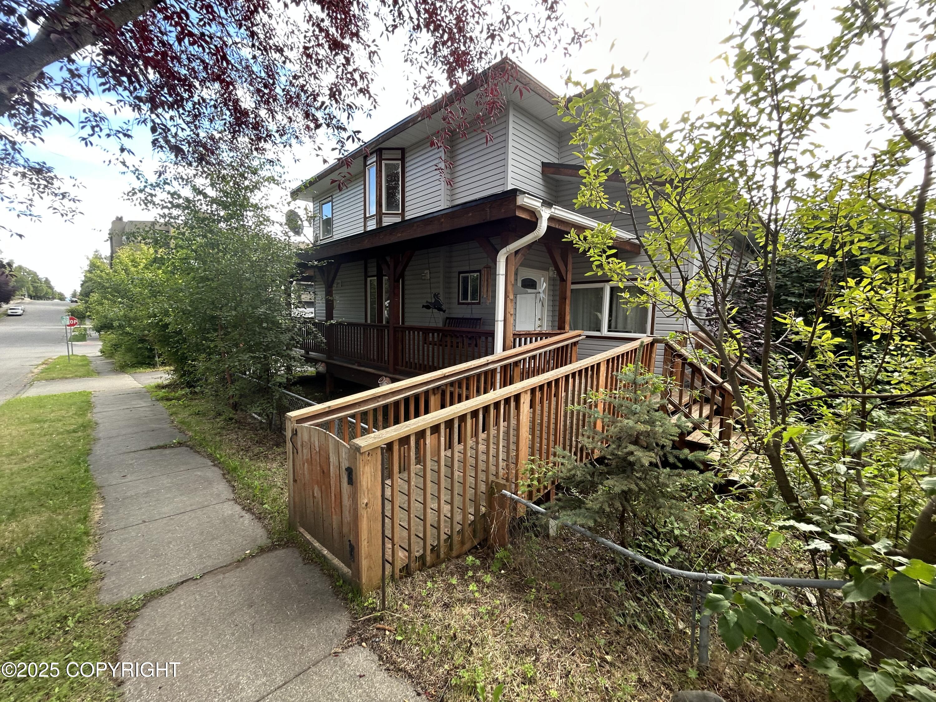 1030 Denali Street Property Photo 4