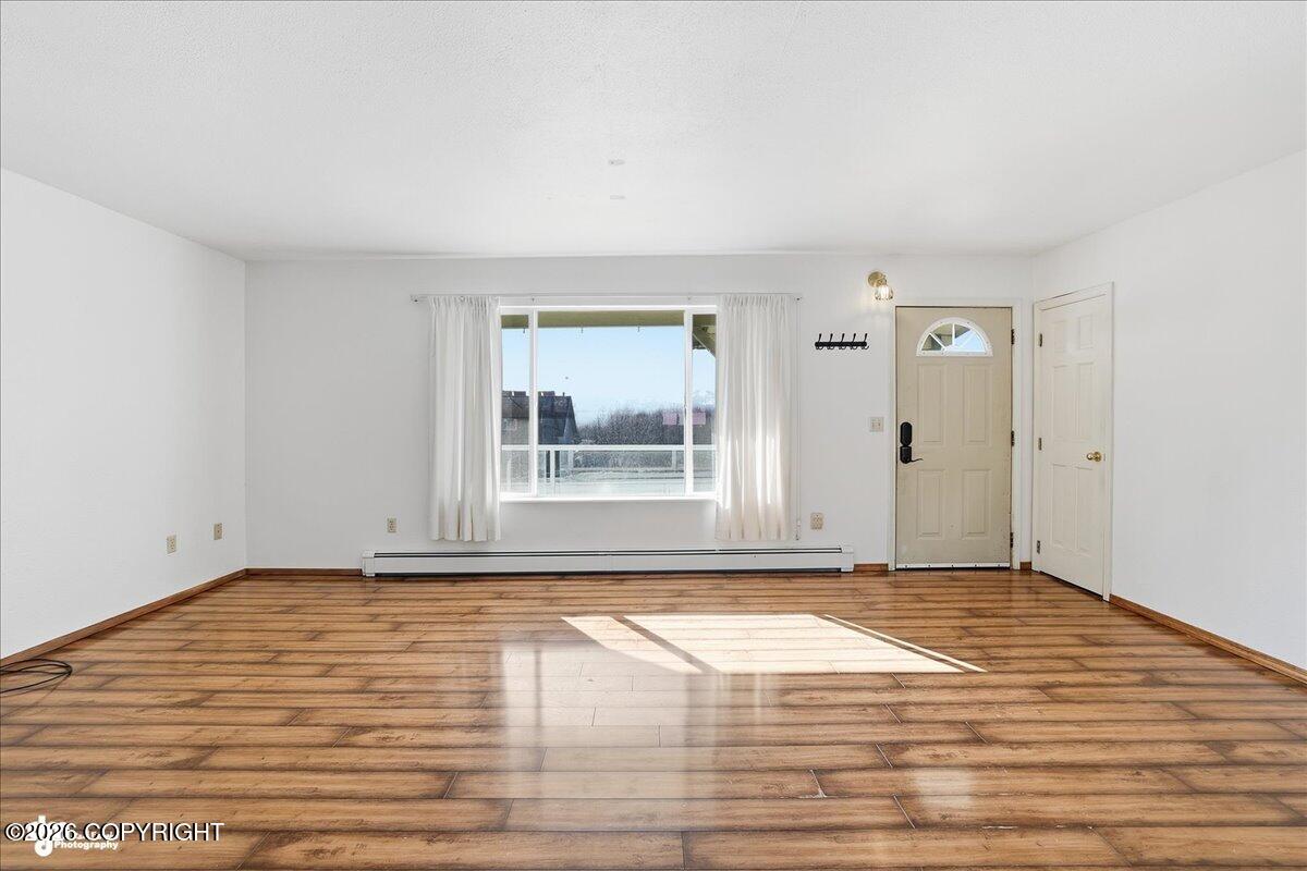 628 Soundview Avenue Property Photo 4