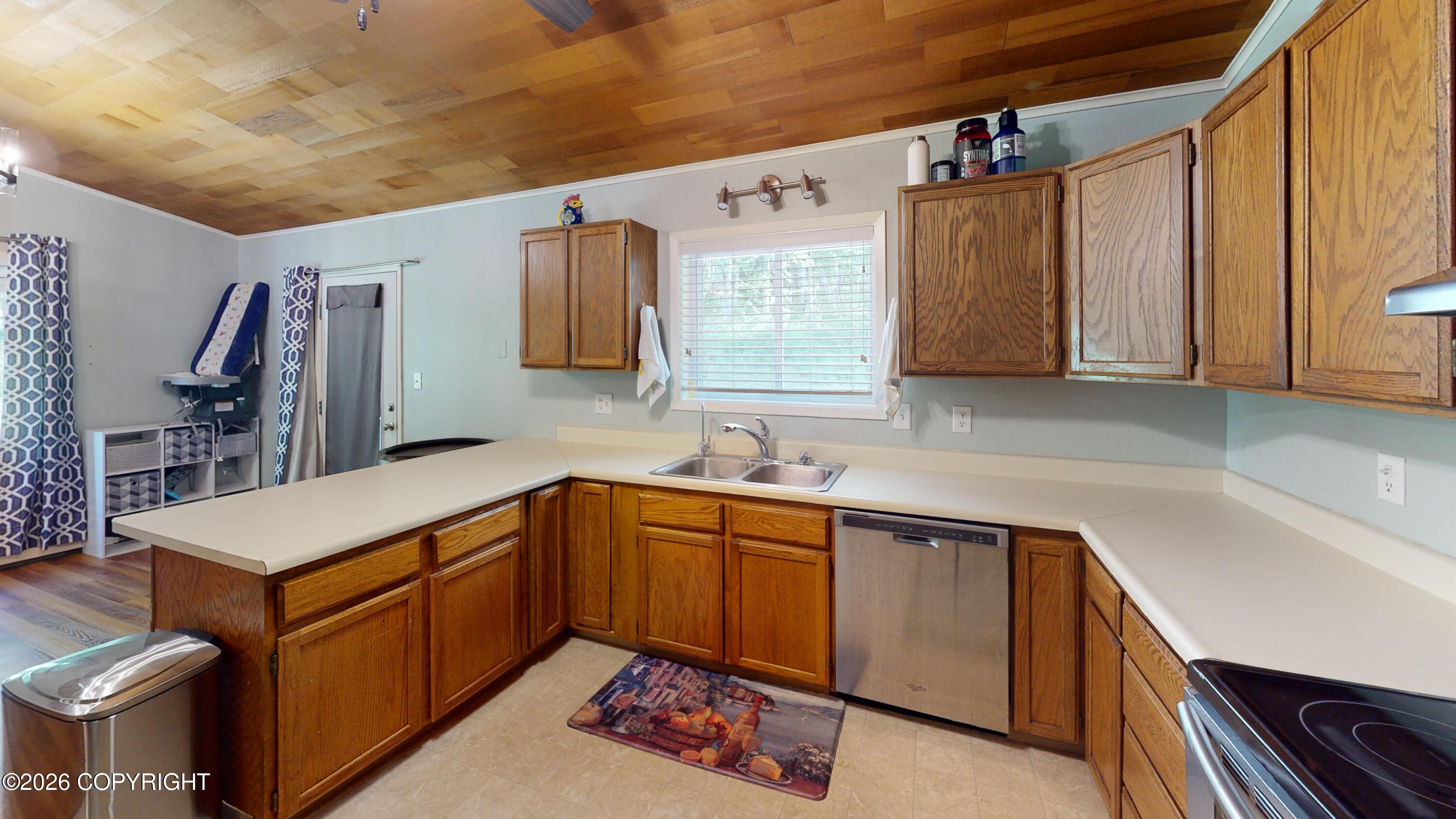 270 Terrace Drive Property Photo 5