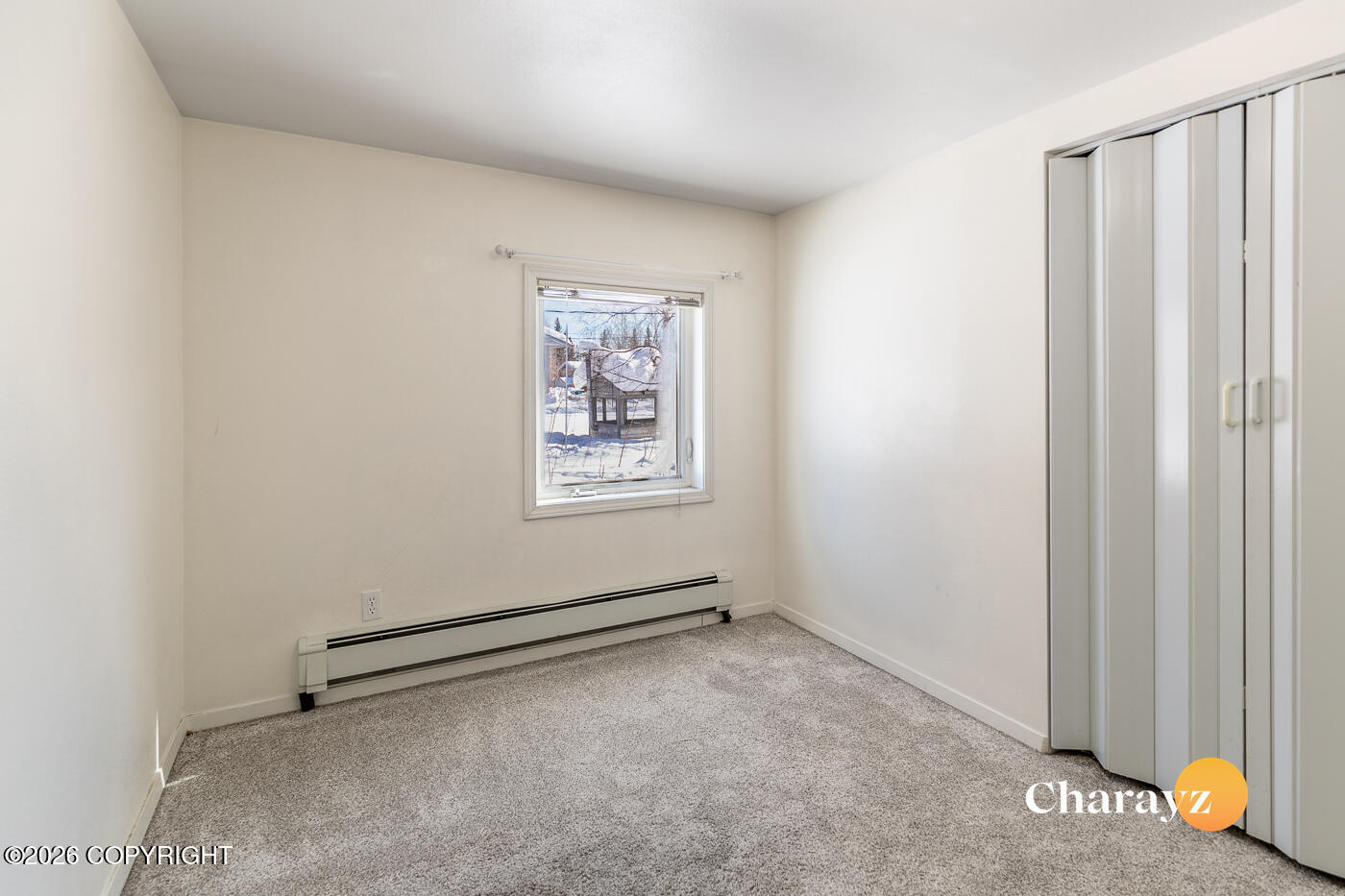 2327 Gillam Way Property Photo 4