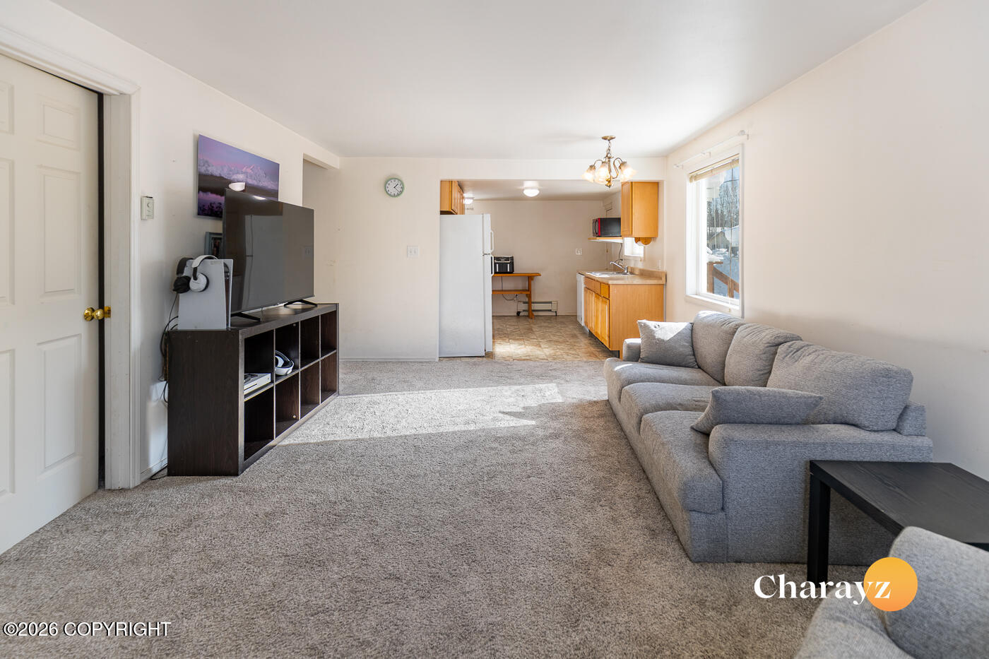 2327 Gillam Way Property Photo 11