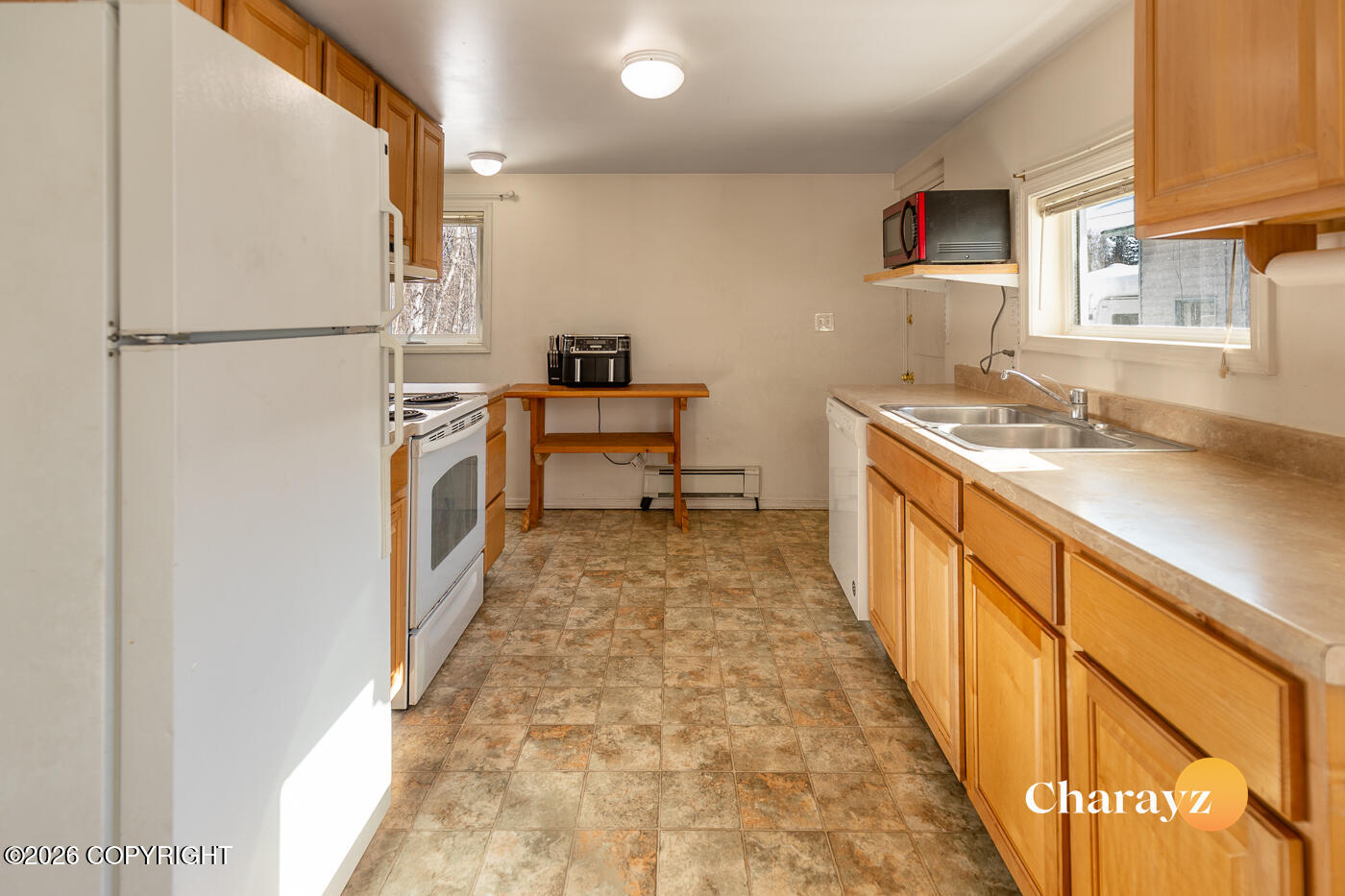 2327 Gillam Way Property Photo 14