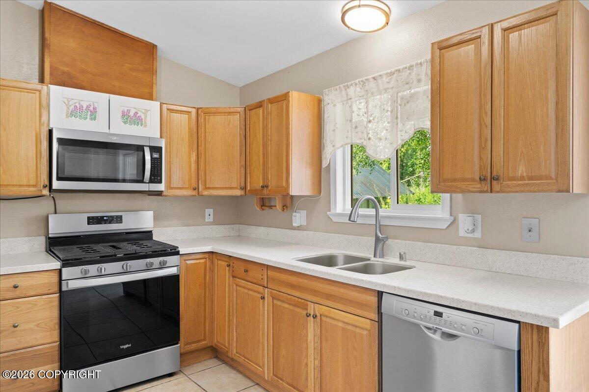 2300 N Iliamna Drive Property Photo 3
