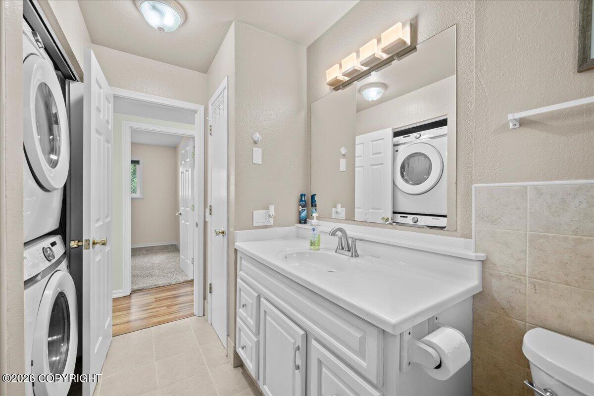 2300 N Iliamna Drive Property Photo 13