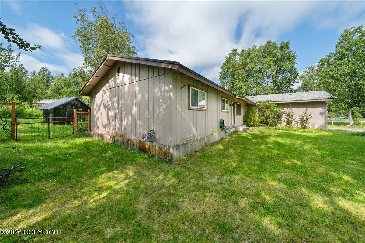 2300 N Iliamna Drive Property Photo 18