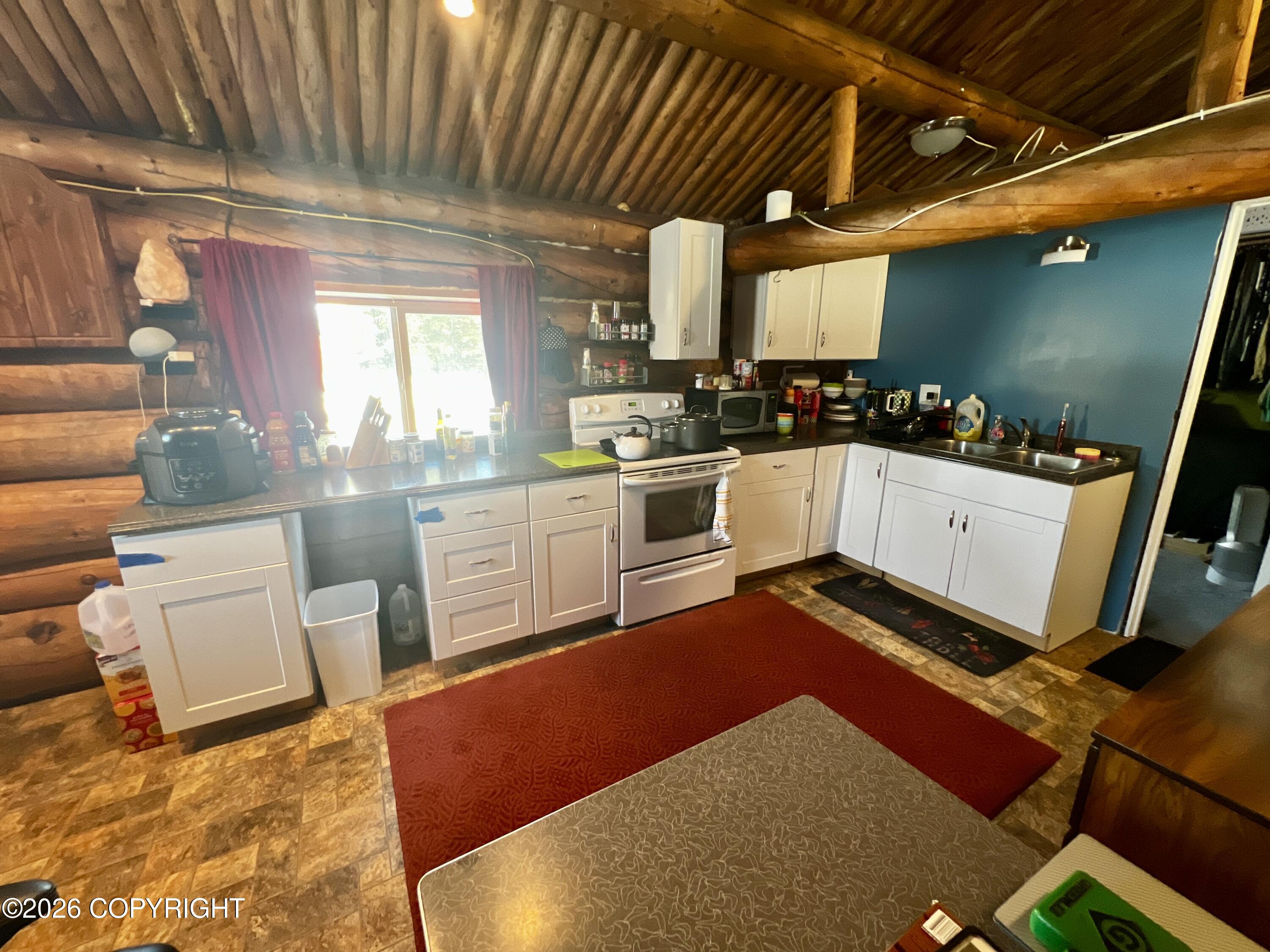 Mi 1 Midnight Sun Drive Property Photo 49