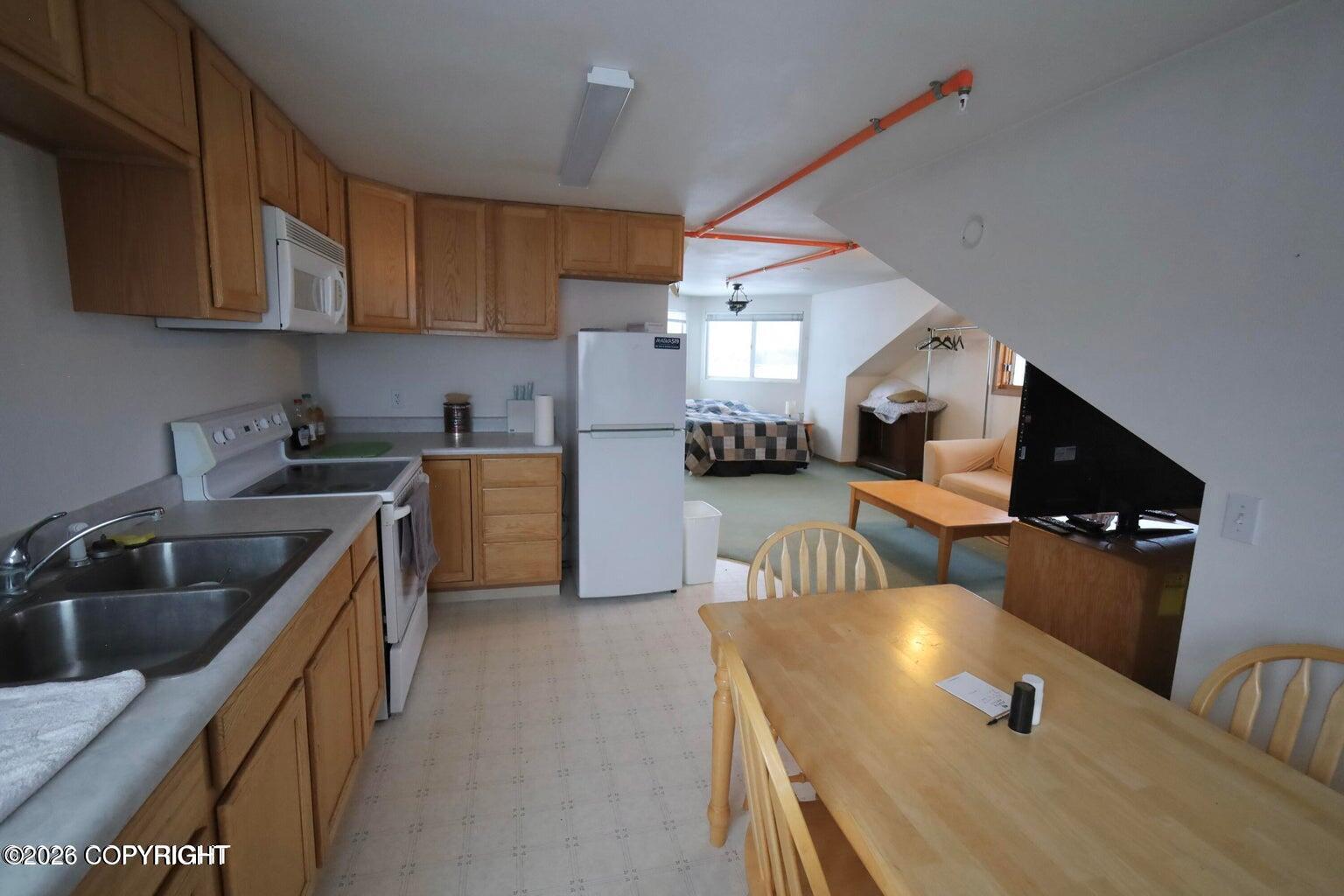 2 Tonzona Avenue Property Photo 72