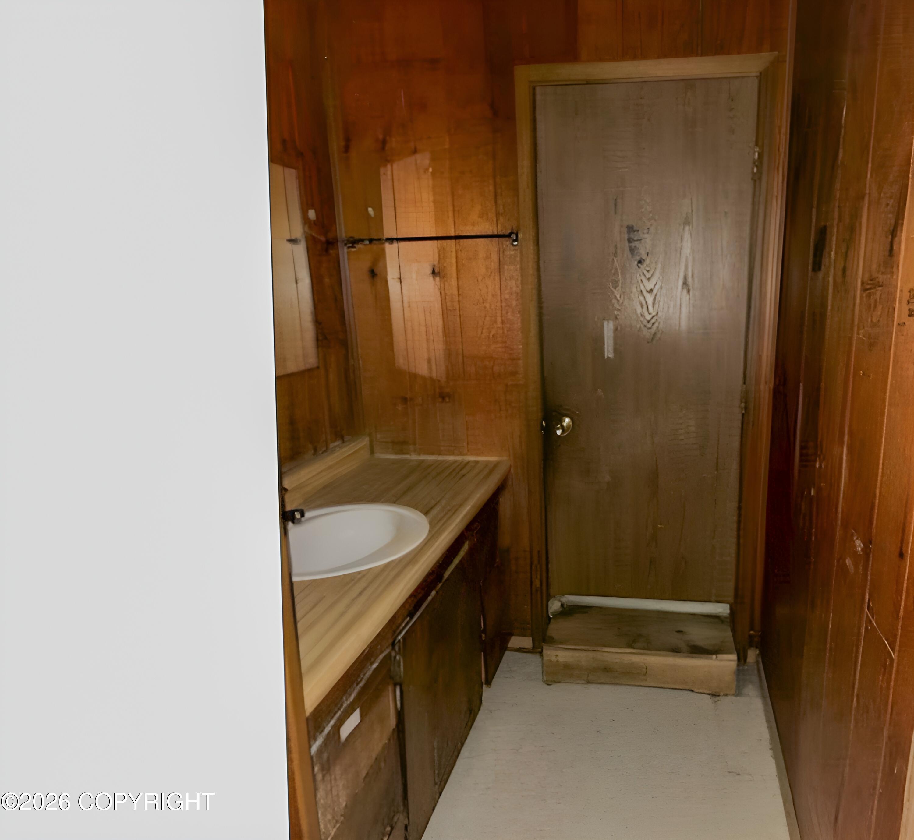 9 Peterson Property Photo 7