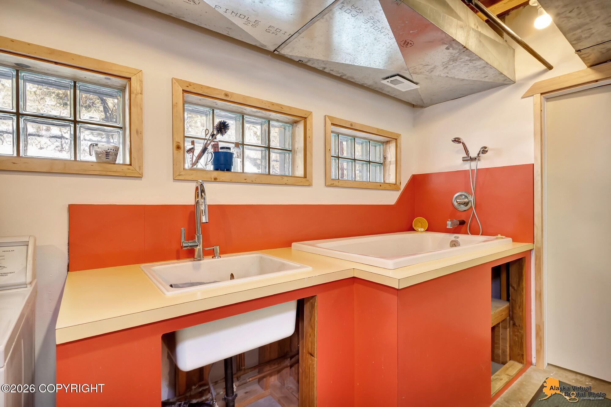1319 Matterhorn Way Property Photo 34