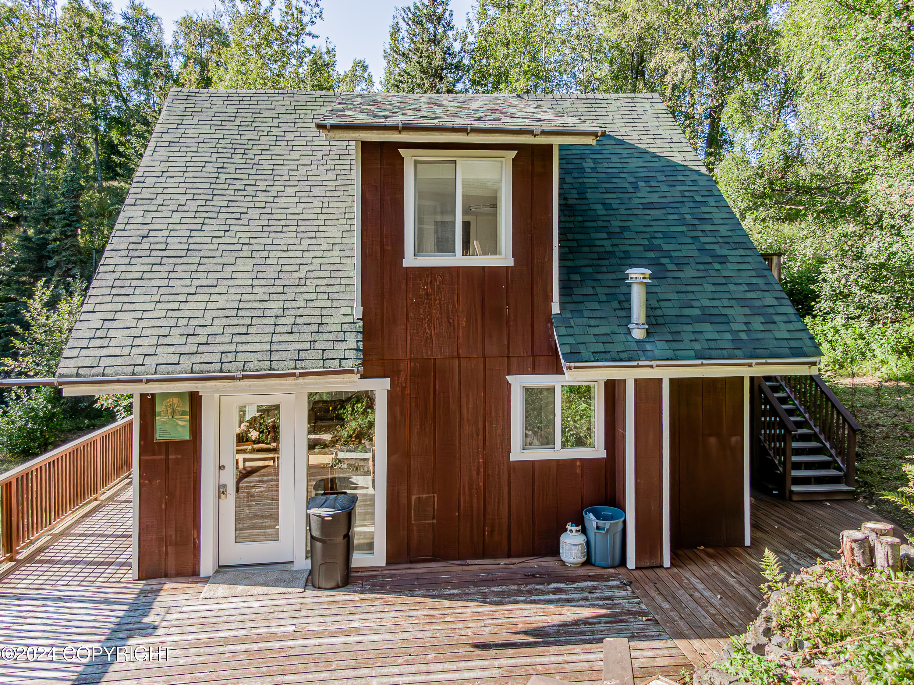 36420 Northern Lights Boulevard Property Photo 3