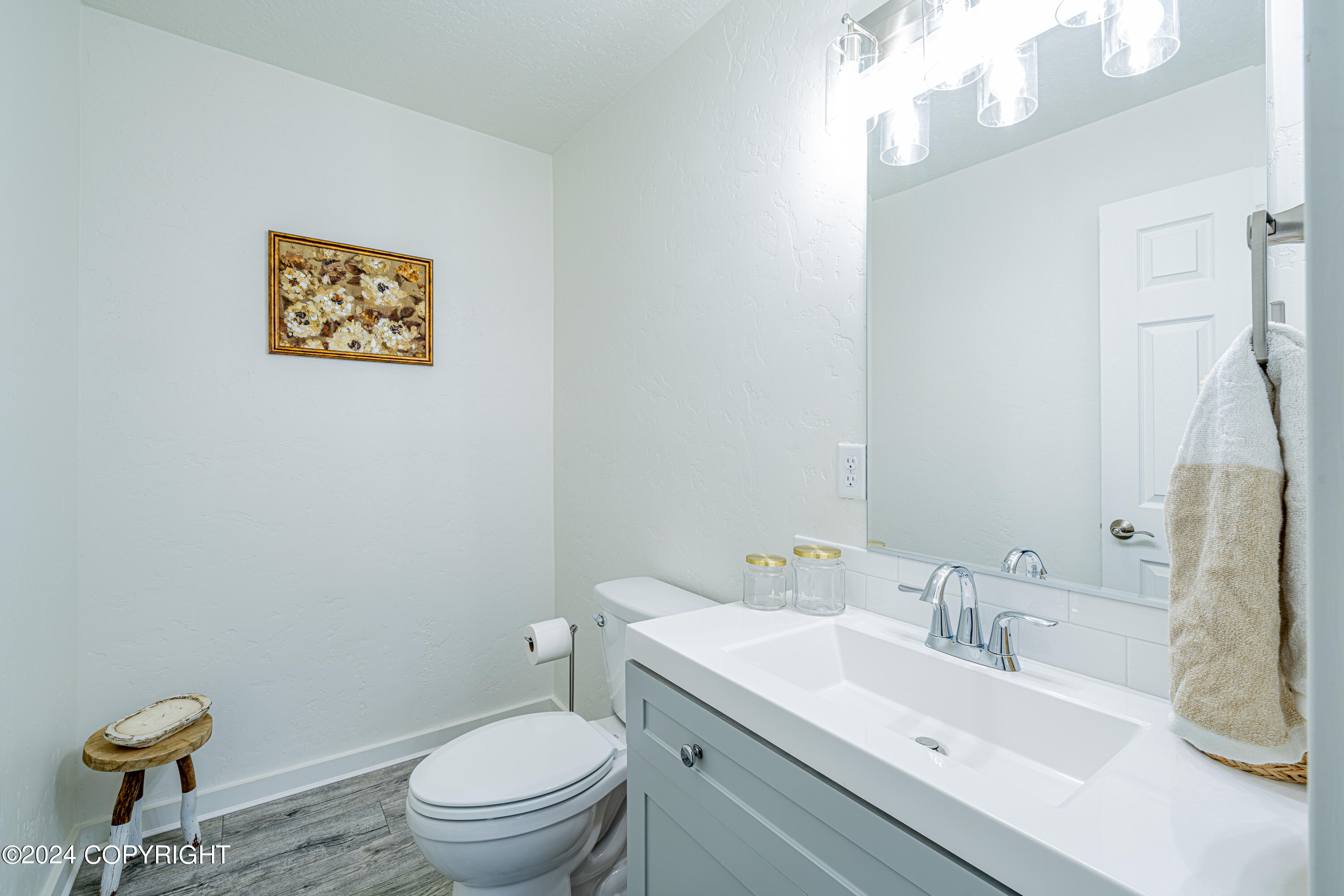 36420 Northern Lights Boulevard Property Photo 16