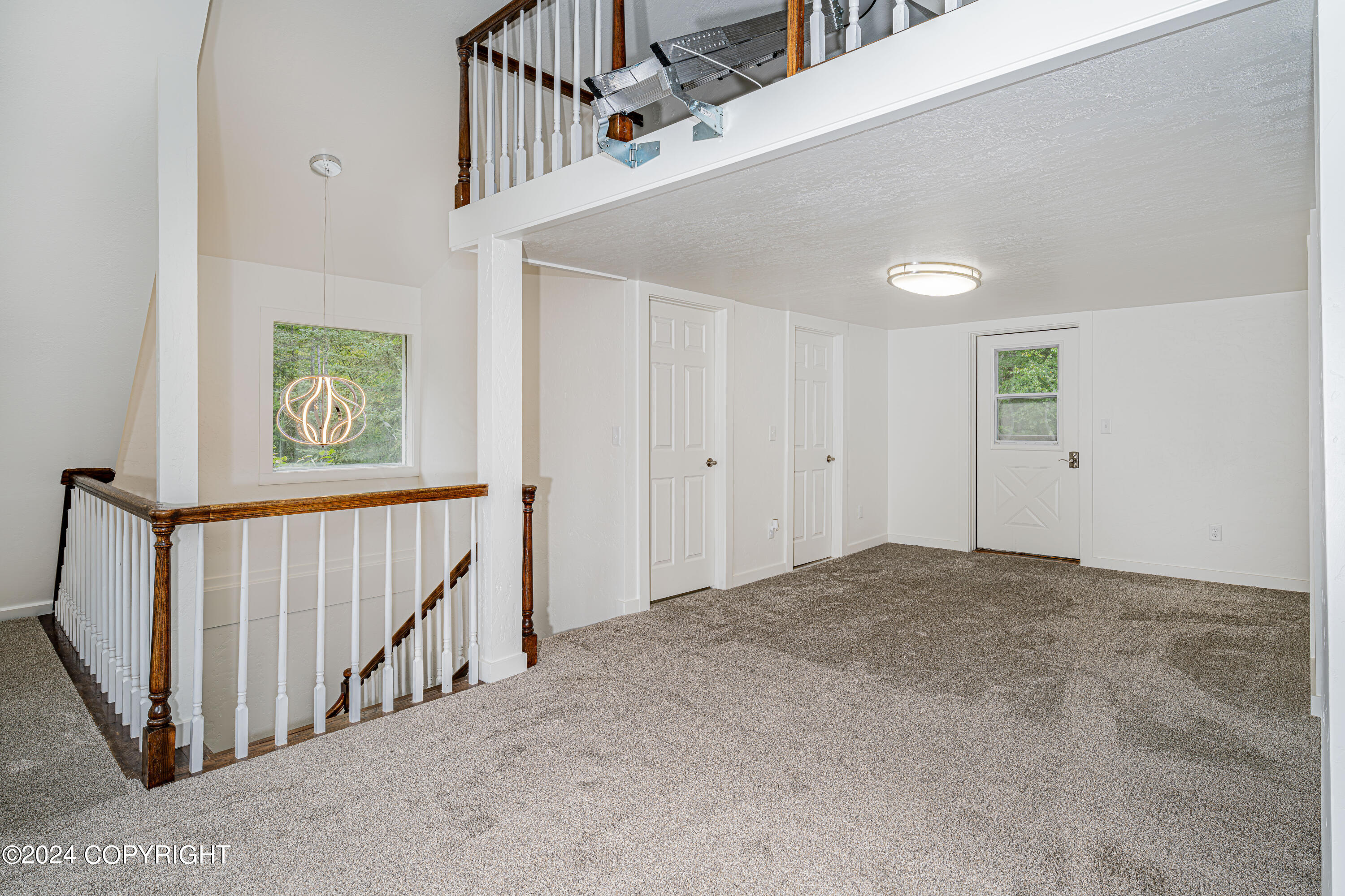 36420 Northern Lights Boulevard Property Photo 19