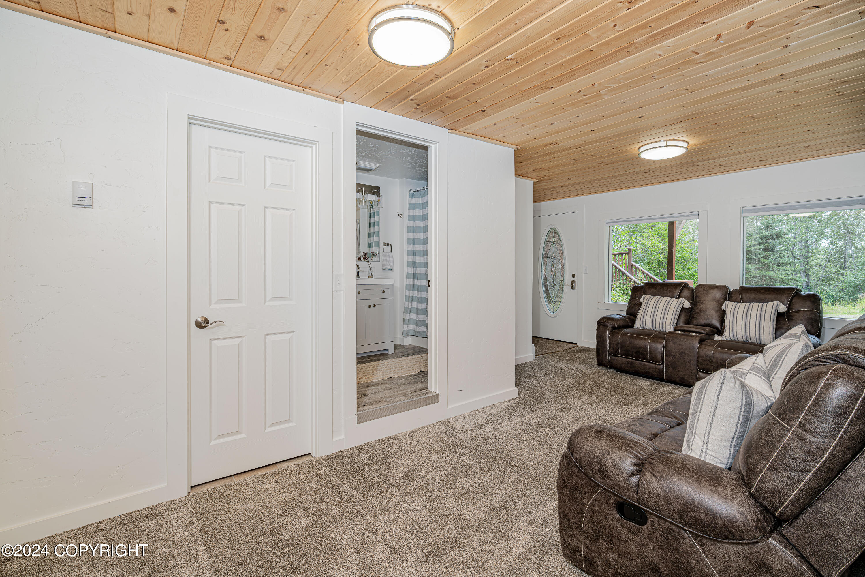 36420 Northern Lights Boulevard Property Photo 25