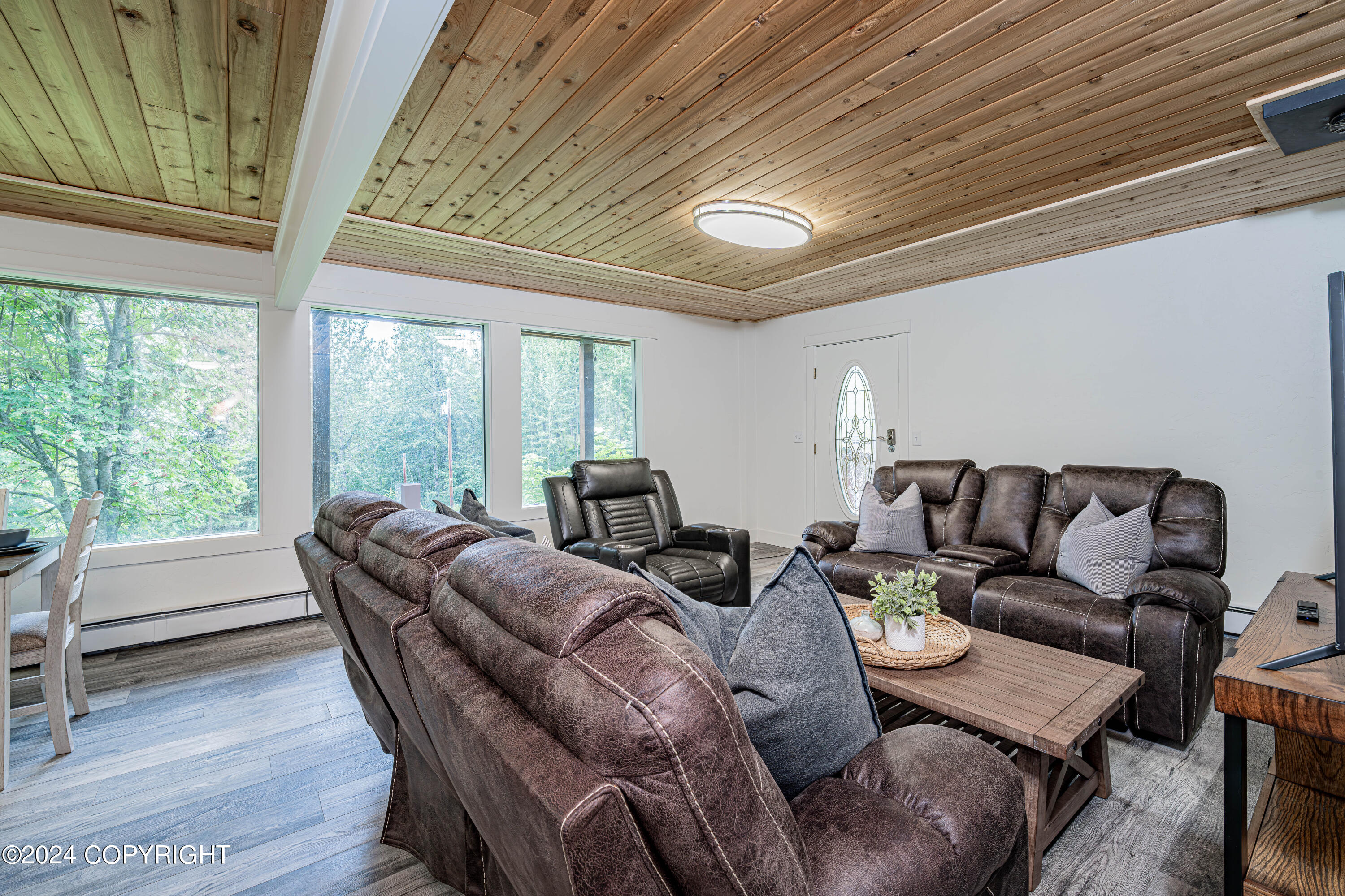 36420 Northern Lights Boulevard Property Photo 32