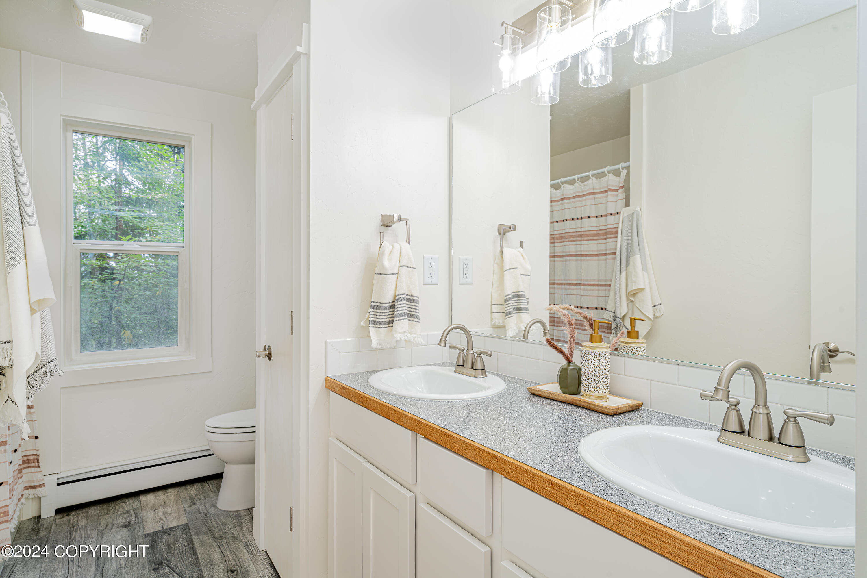 36420 Northern Lights Boulevard Property Photo 47