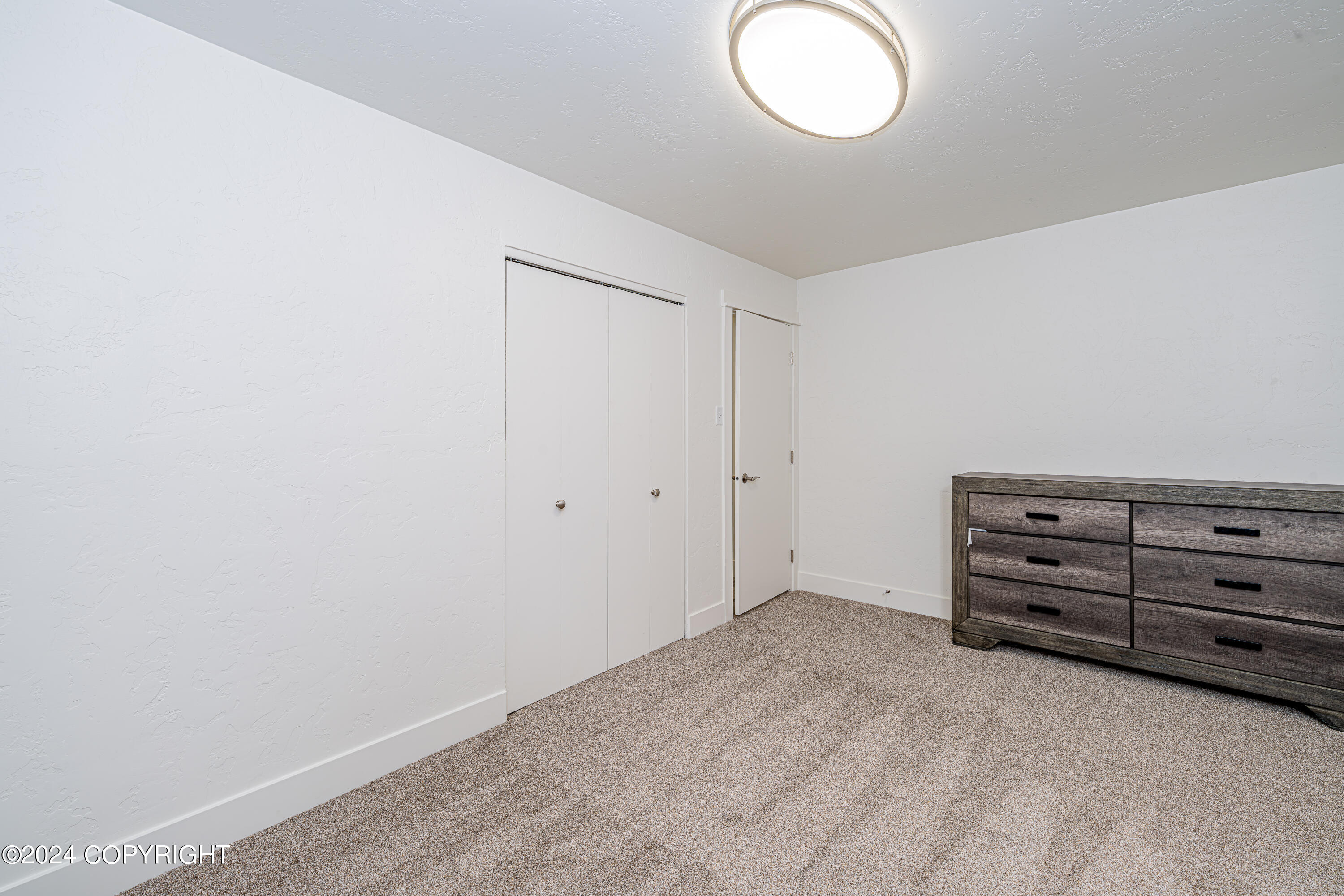 36420 Northern Lights Boulevard Property Photo 52