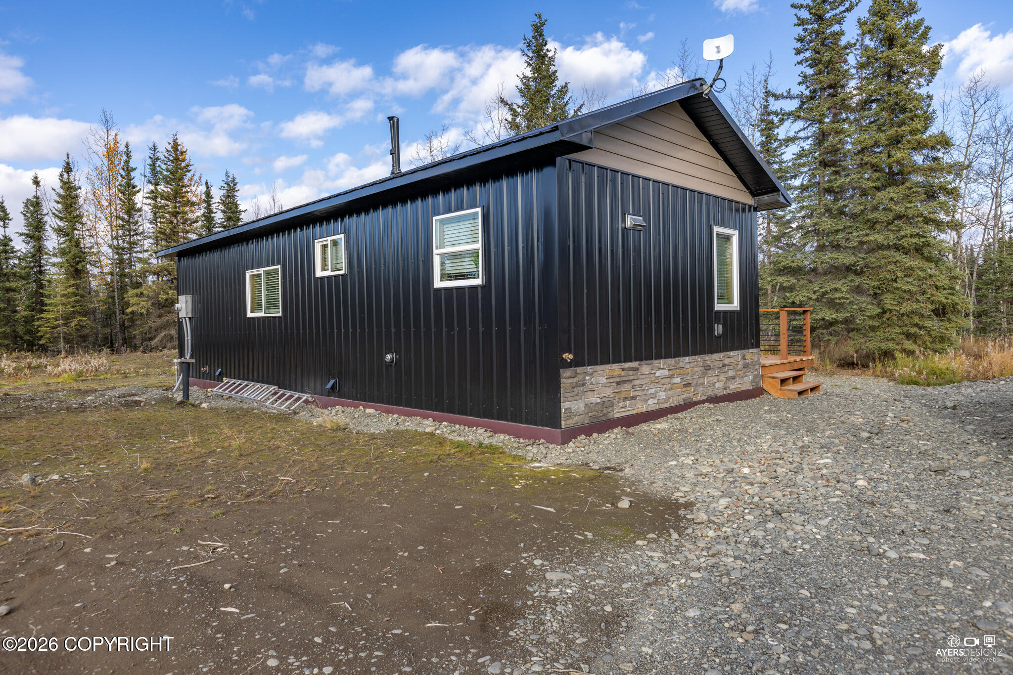 33930 Bailey Court Property Photo 5