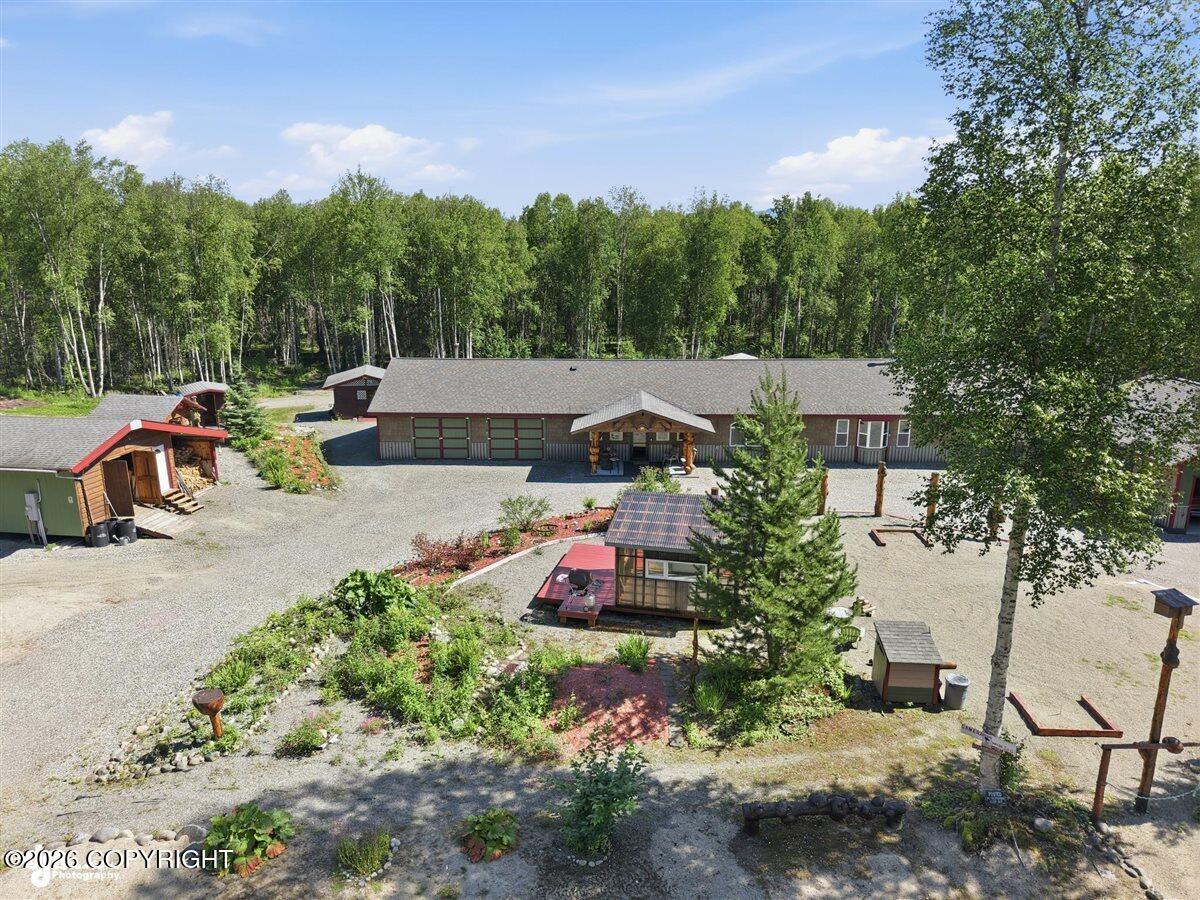 47767 S Brower Place Property Photo 3