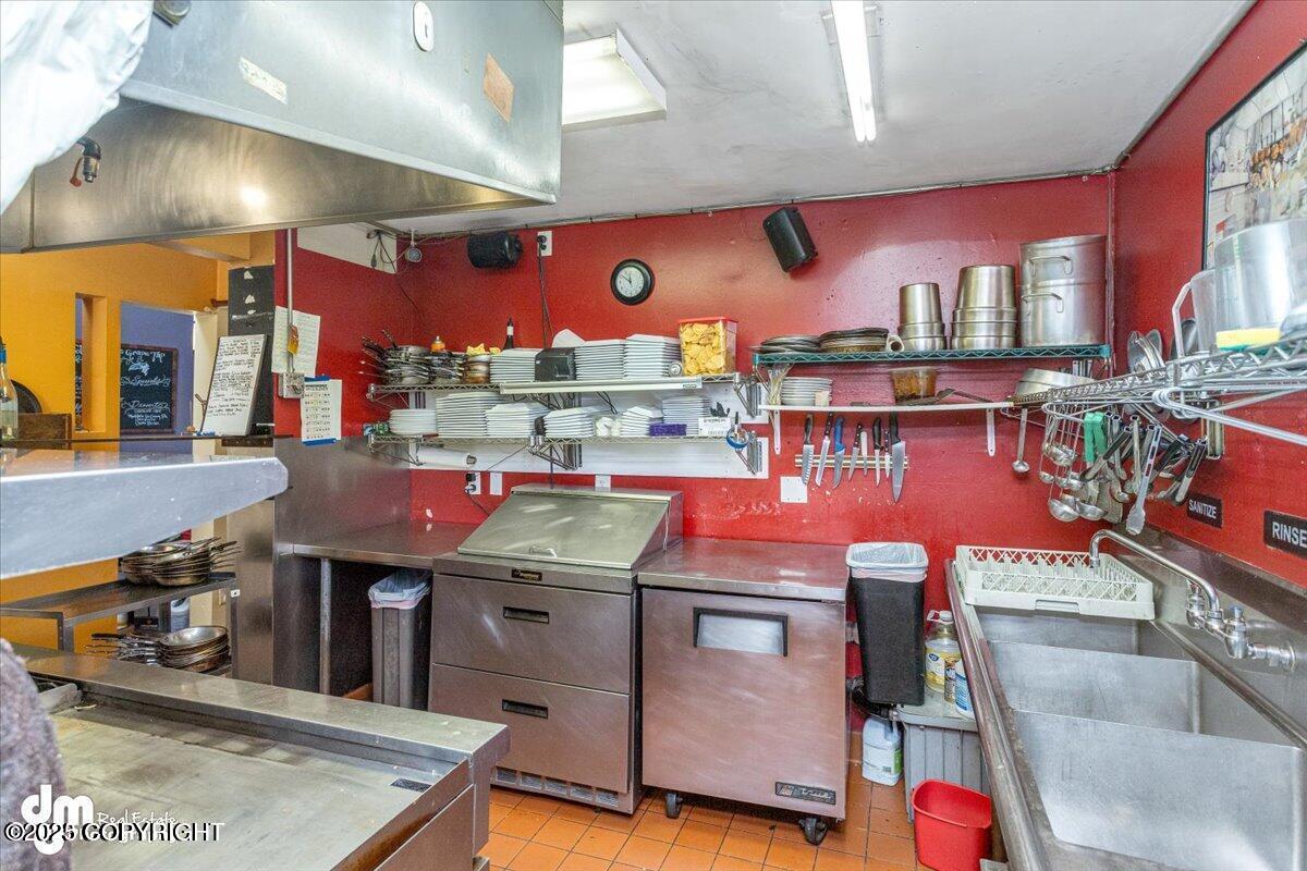 322 N Boundary Street Property Photo 17