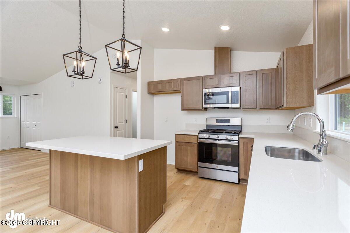 7651 E Obsidian Property Photo 14