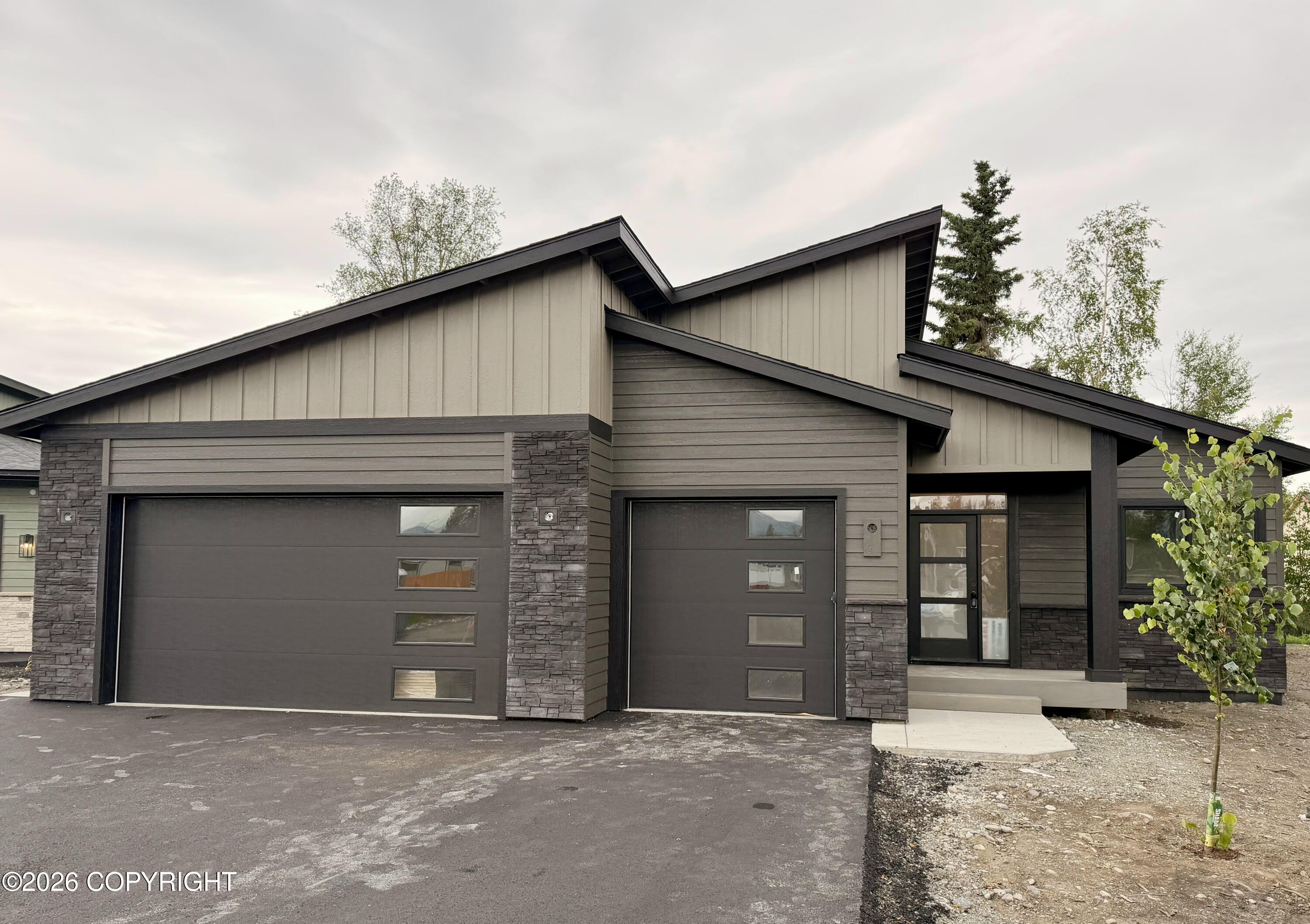 10040 Zeus Circle Property Photo 1