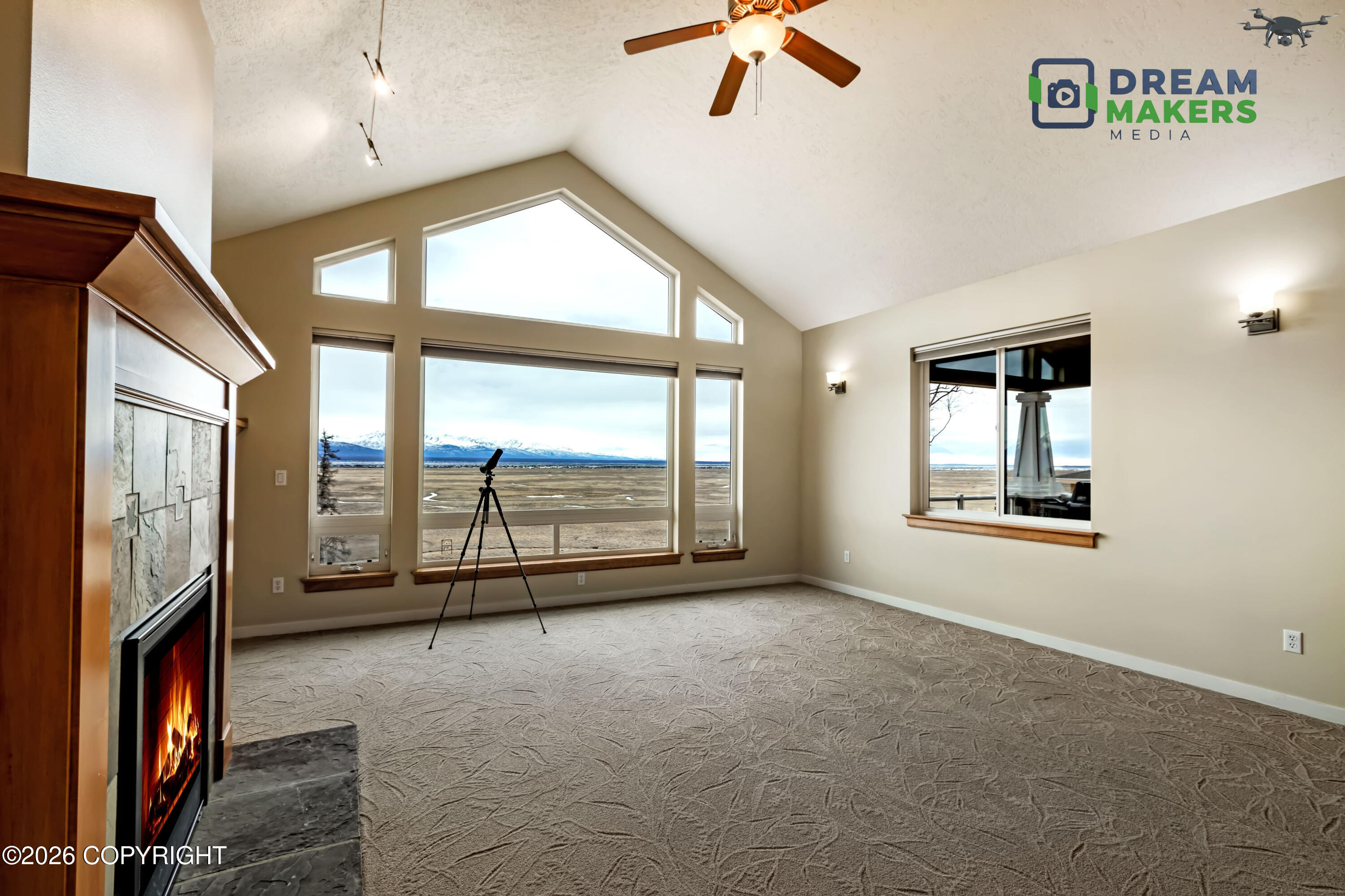 6860 W Leckwold Drive Property Photo 20