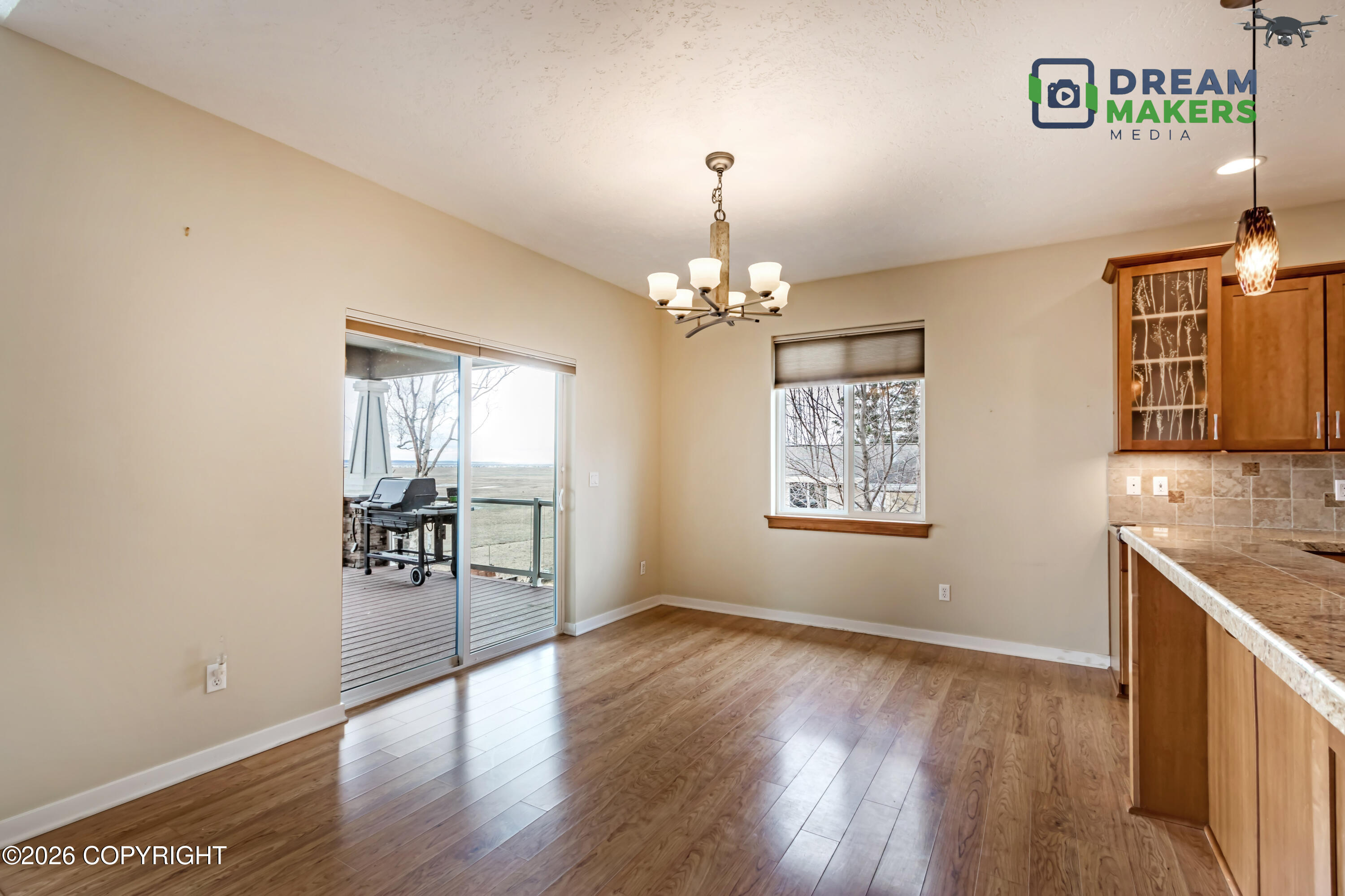6860 W Leckwold Drive Property Photo 30