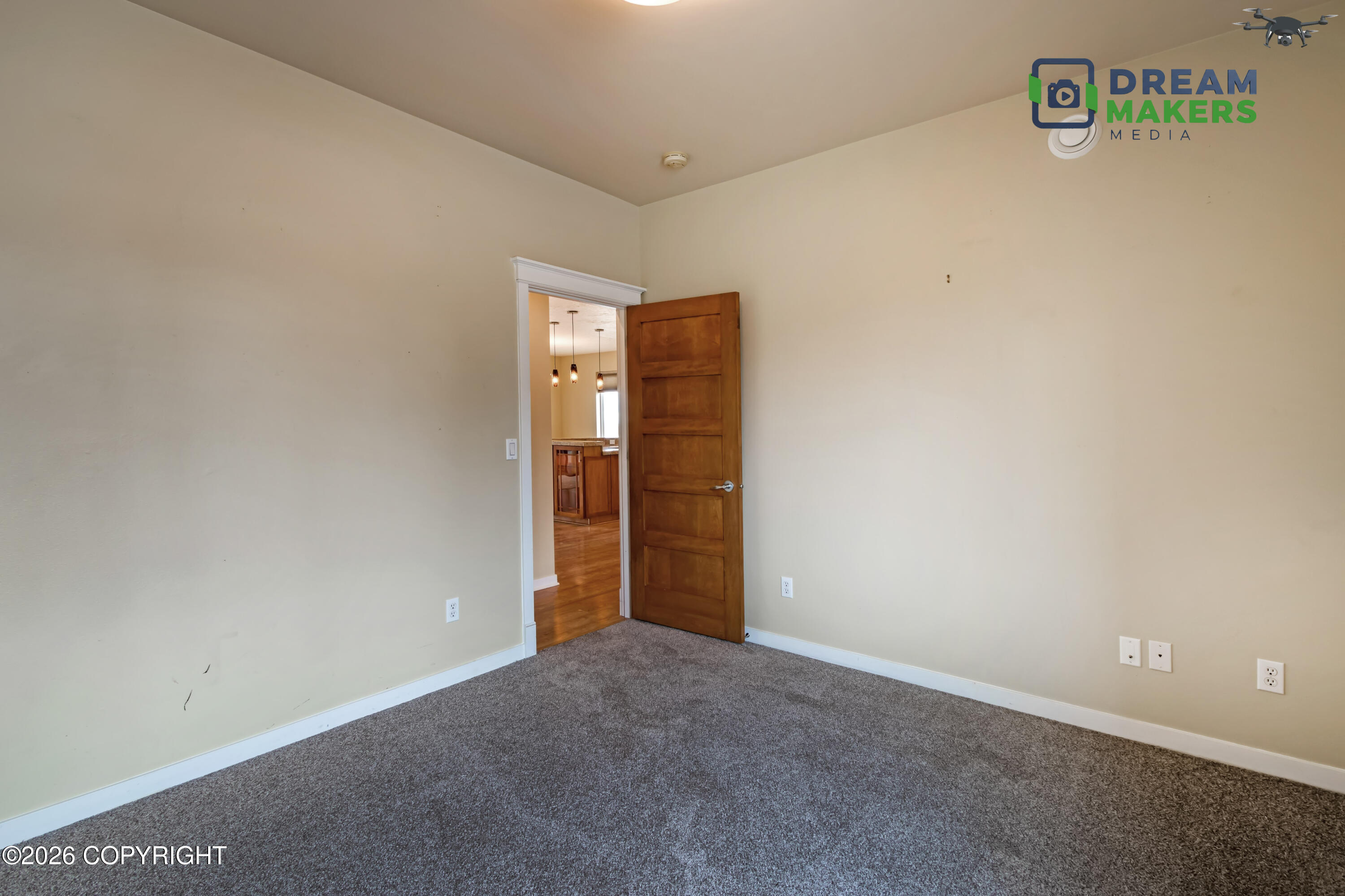 6860 W Leckwold Drive Property Photo 50